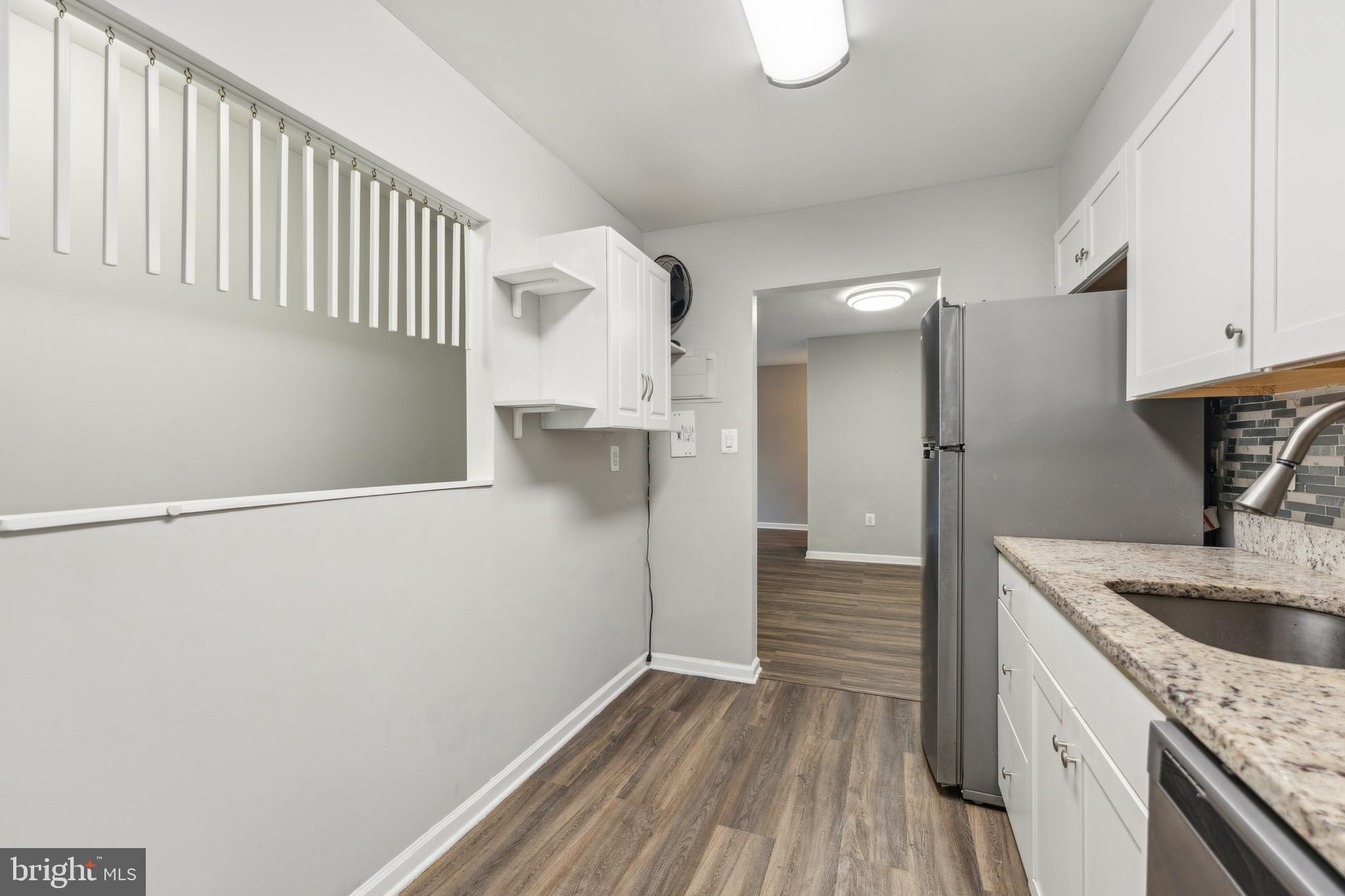 FAIRFAX WEST CONDOS - Residential Lease