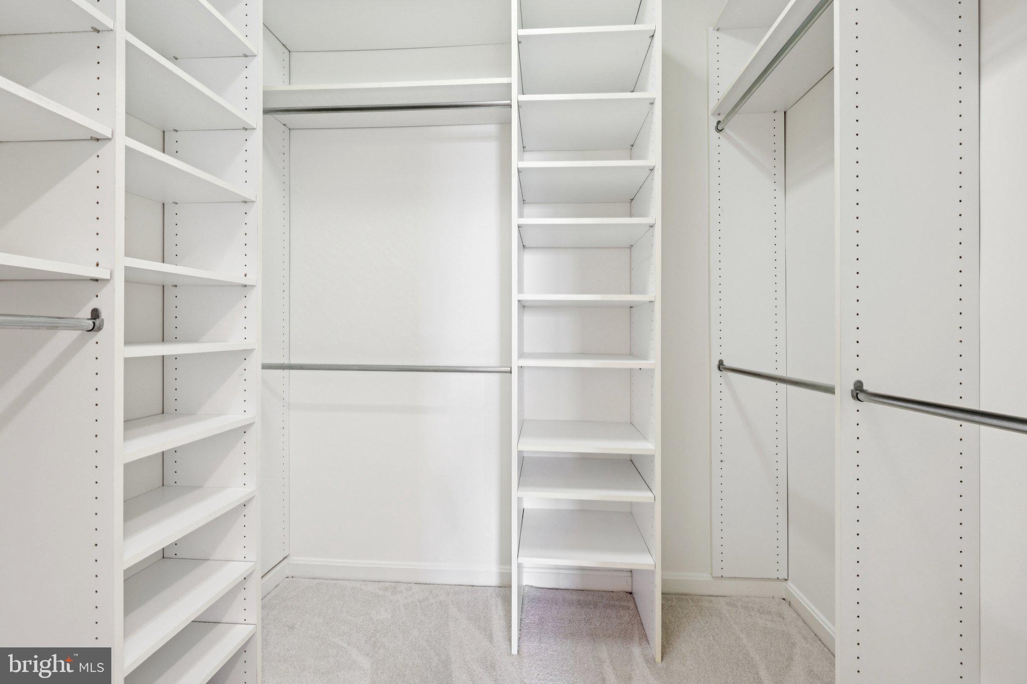 LANSDOWNE WOODS LEISURE WORLD - Residential