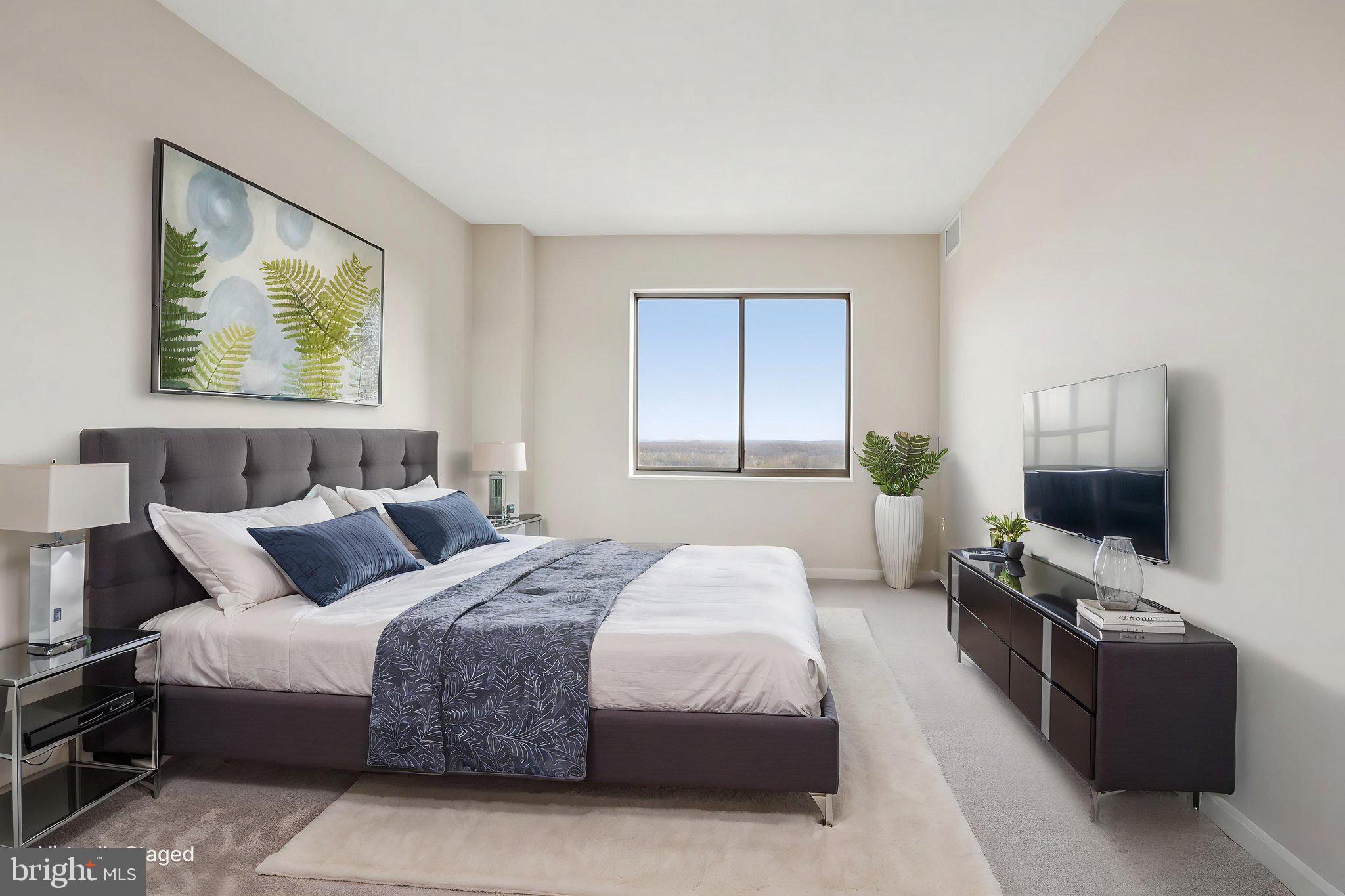 LANSDOWNE WOODS LEISURE WORLD - Residential