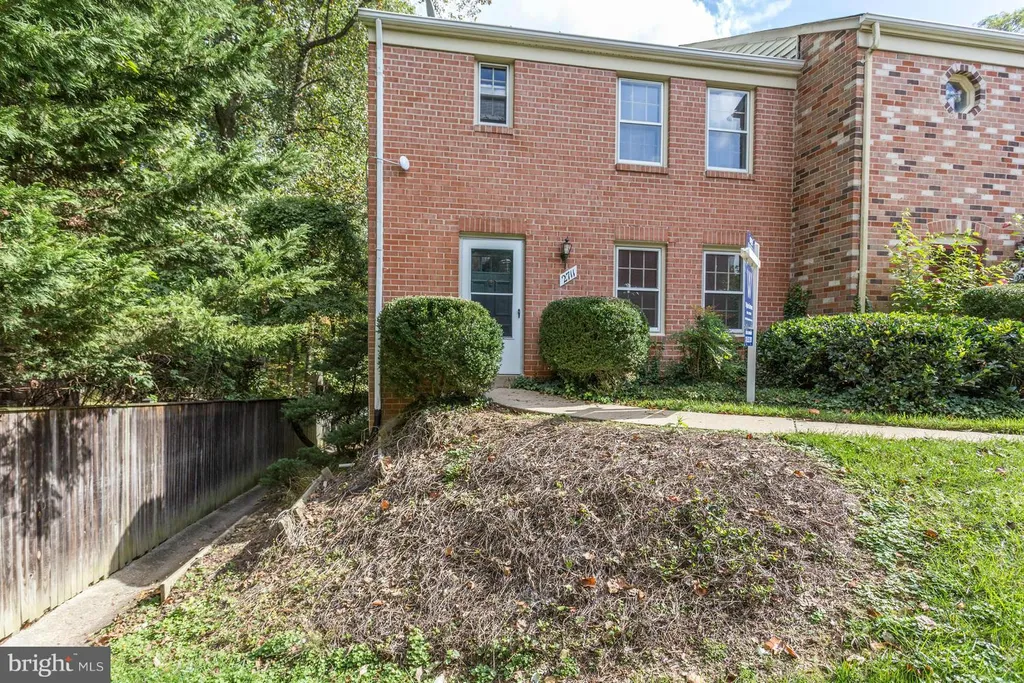 2711 Atlanta Drive Unit 6, Silver Spring, MD 20906