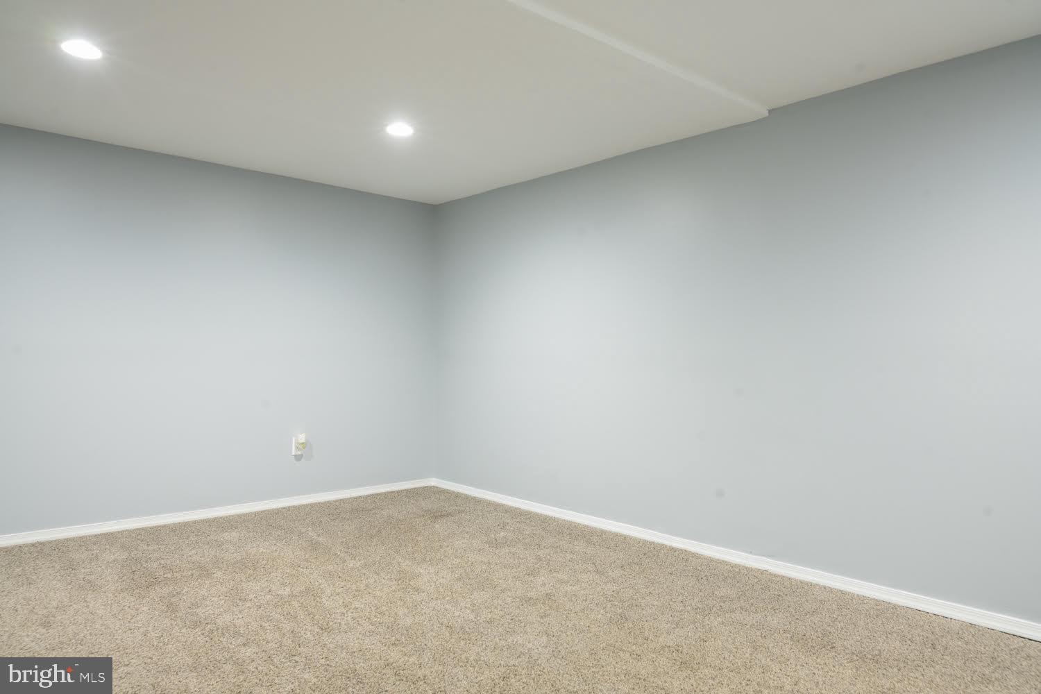 BURKE CENTRE - Residential