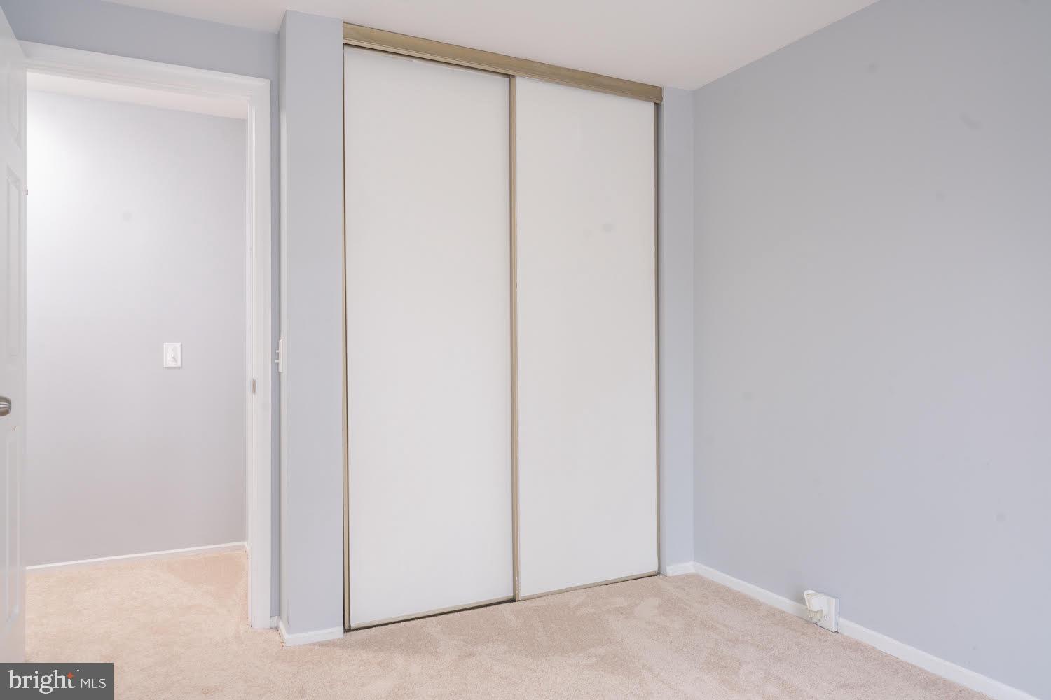 BURKE CENTRE - Residential