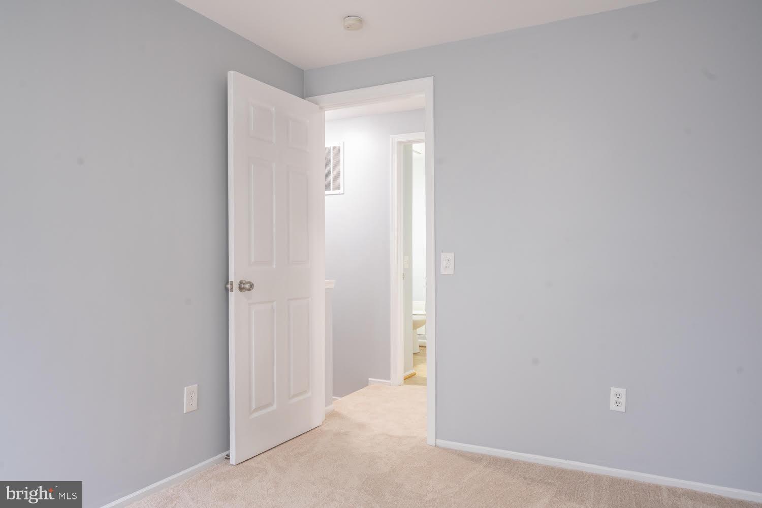 BURKE CENTRE - Residential