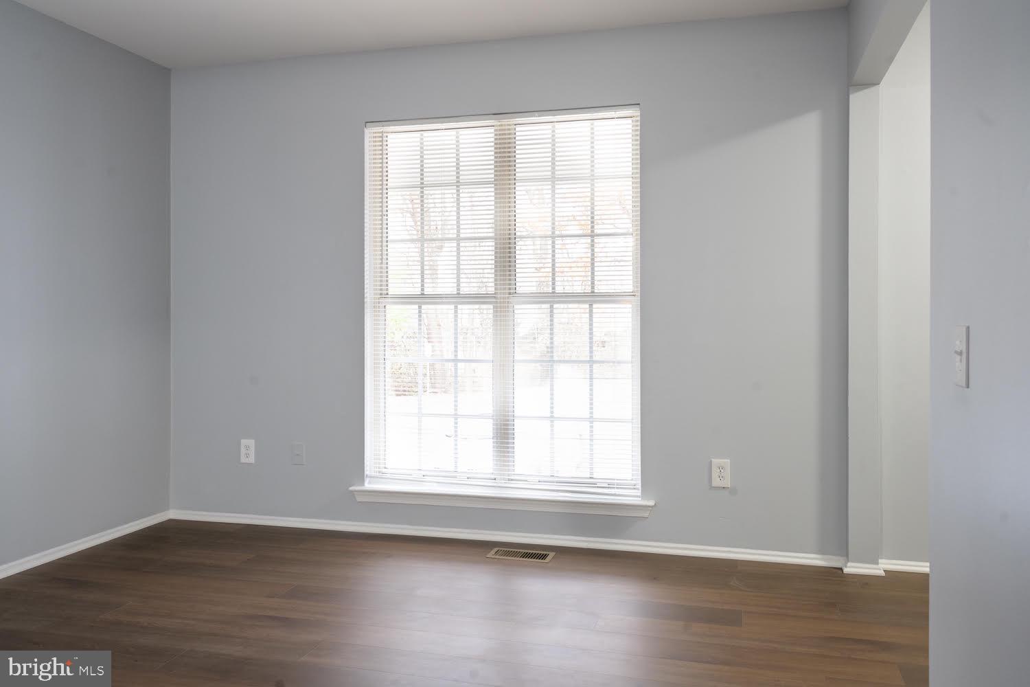 BURKE CENTRE - Residential