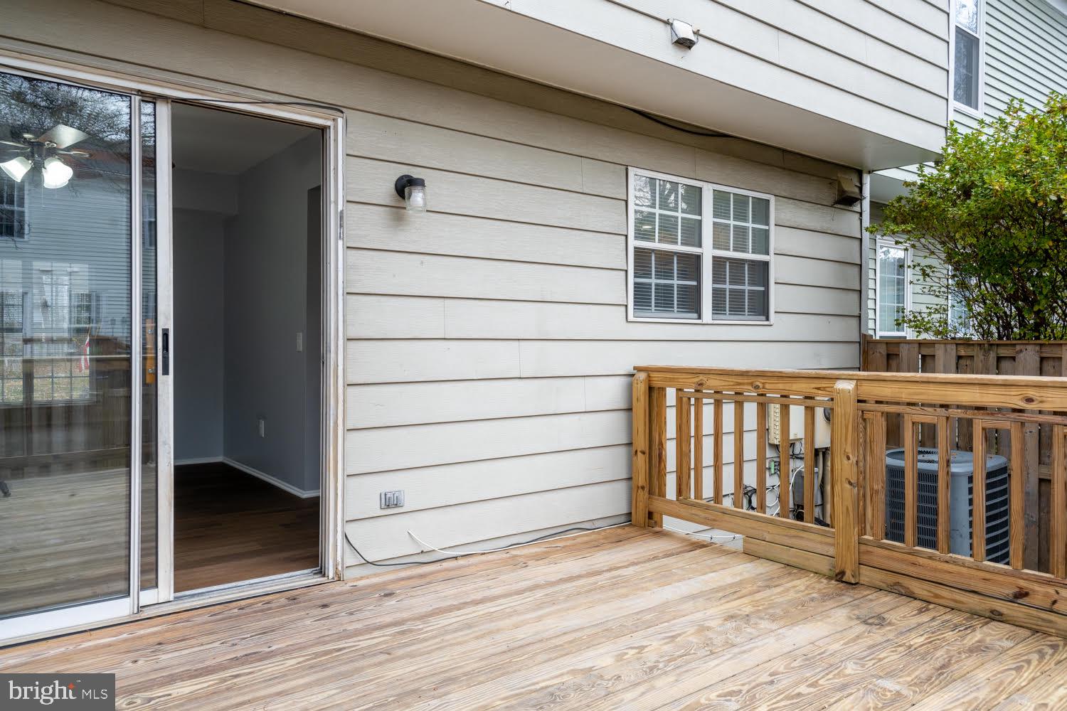 BURKE CENTRE - Residential