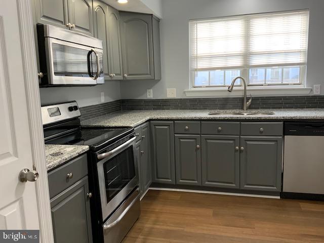 BURKE CENTRE - Residential