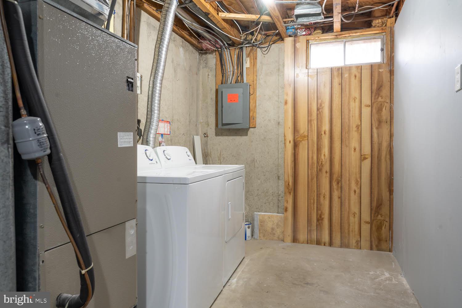 BURKE CENTRE - Residential