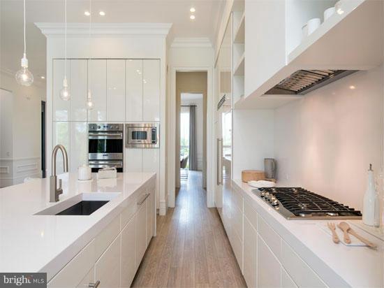 ESTATES AT LEIGH MILL - Residential