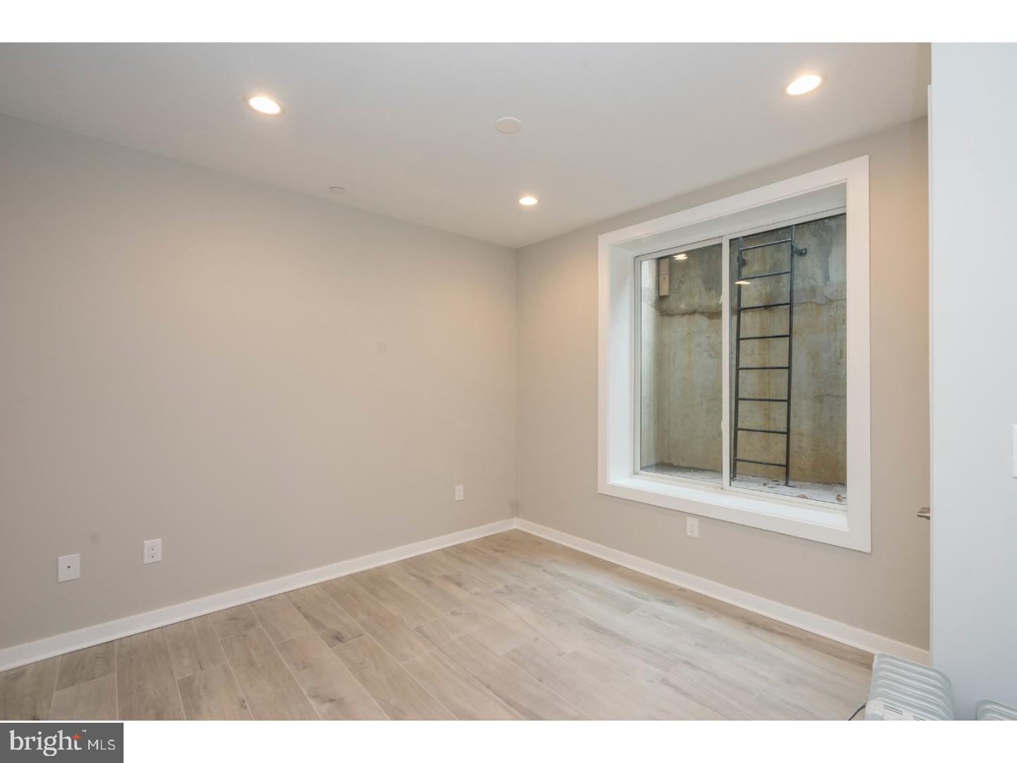 CENTER CITY - Residential Lease