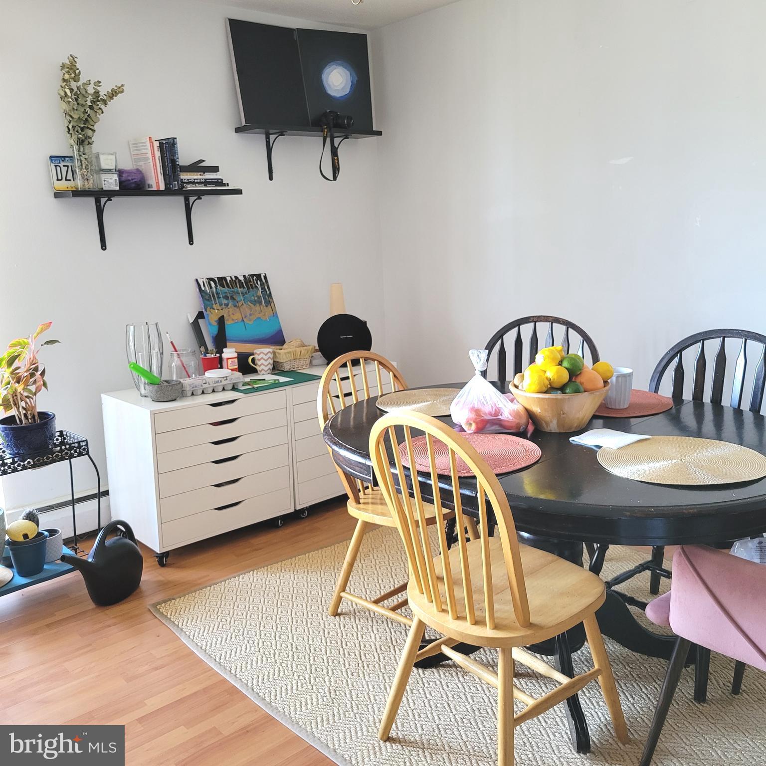 406 CHESTNUT STREET 406