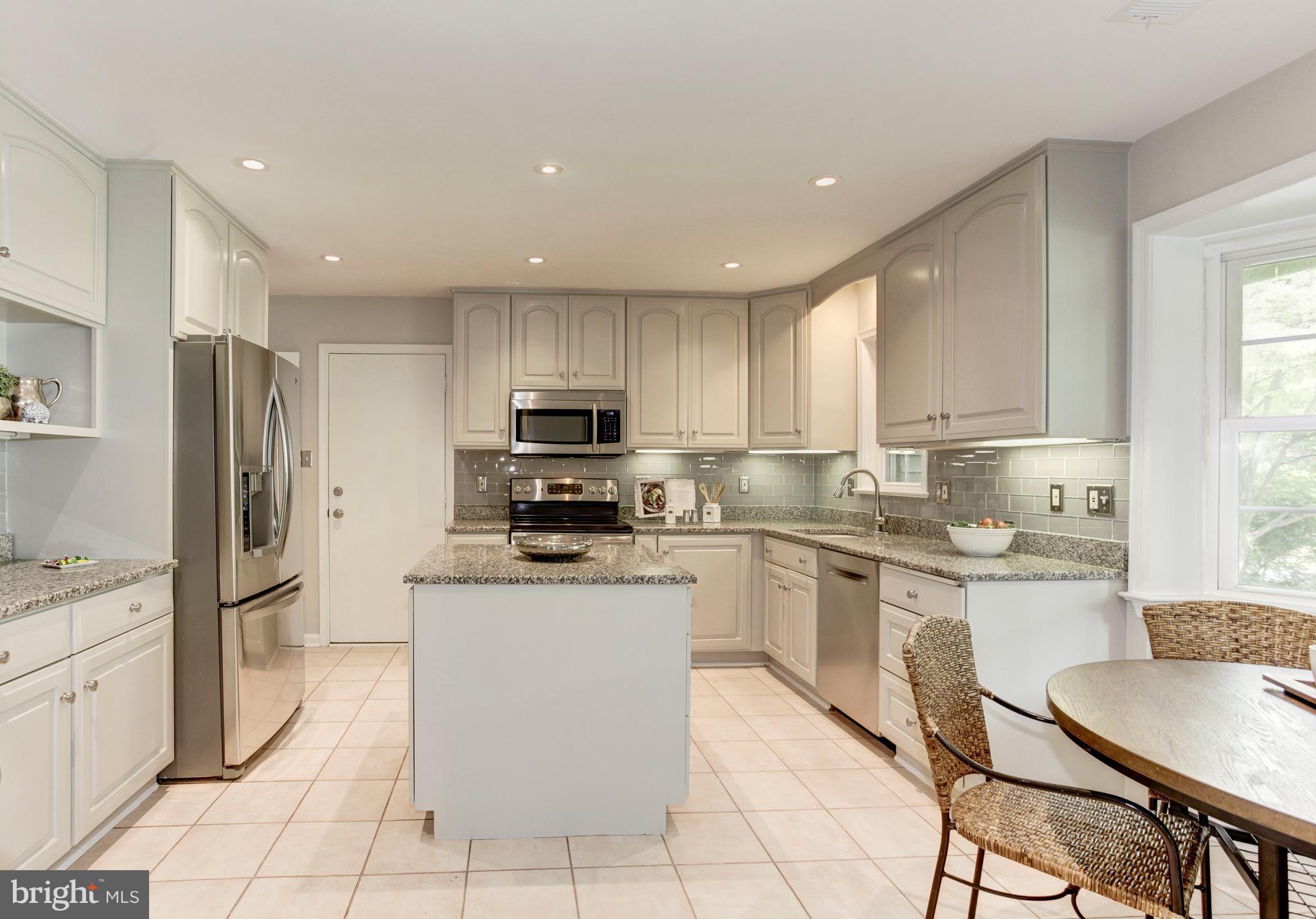 WOLF TRAP WOODS - Residential