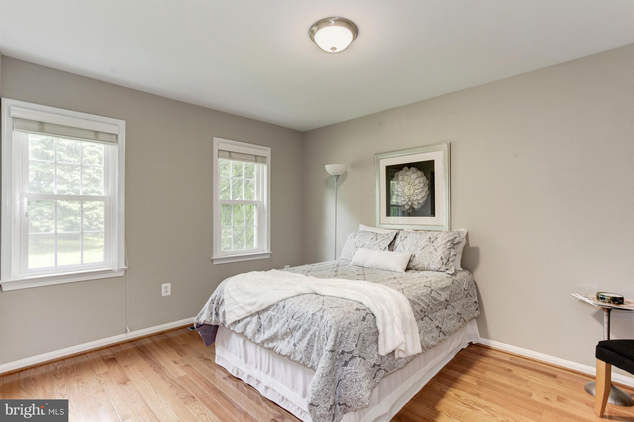 WOLF TRAP WOODS - Residential