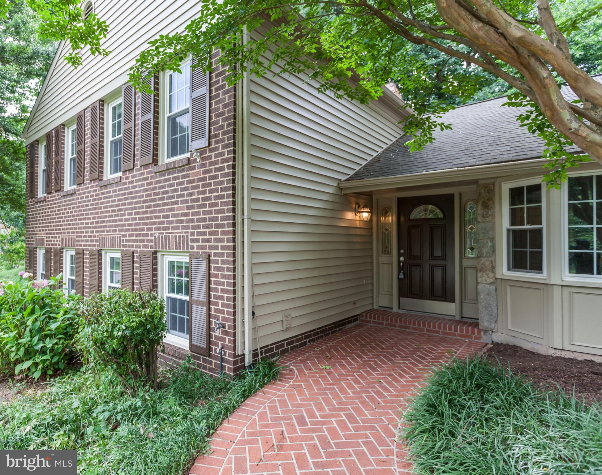 WOLF TRAP WOODS - Residential