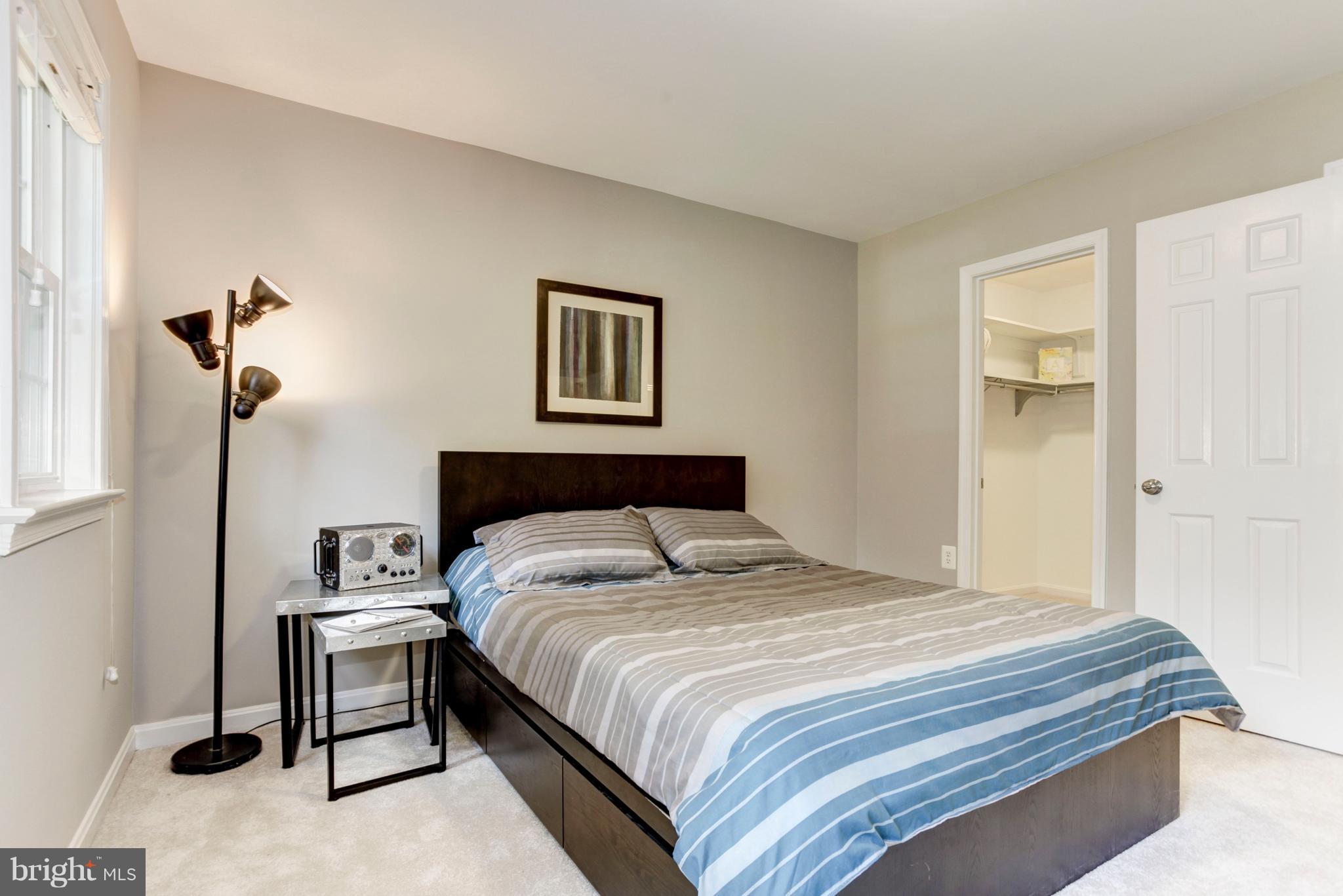 WOLF TRAP WOODS - Residential