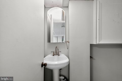 Tiny photo for 1017 Wicklow Road, BALTIMORE, MD 21229 (MLS # MDBA2187896)
