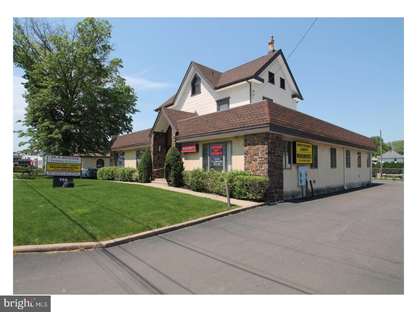 UPPER SOUTHAMPTON - Commercial Lease