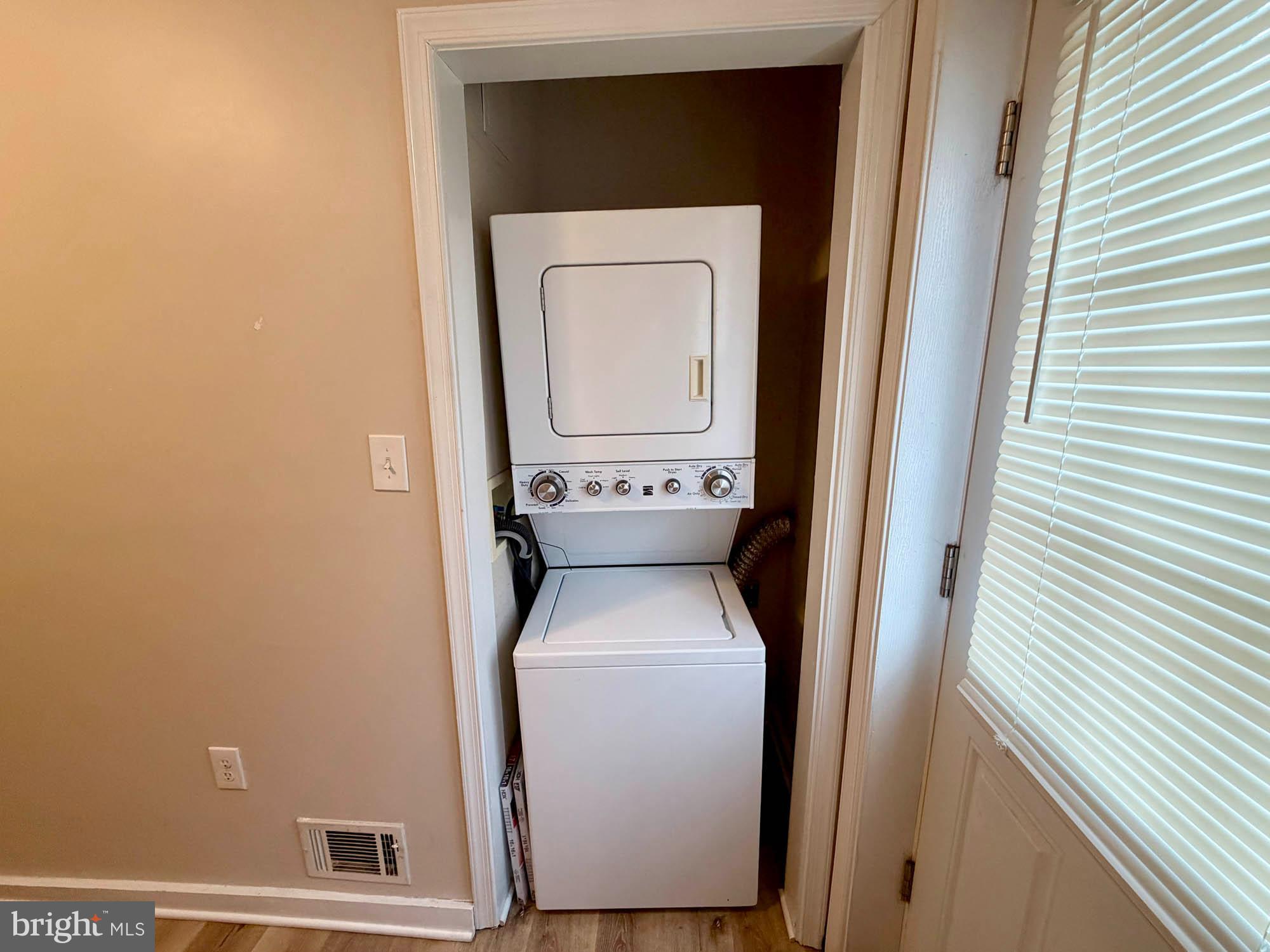 CAMERON VILLAGE - Residential Income