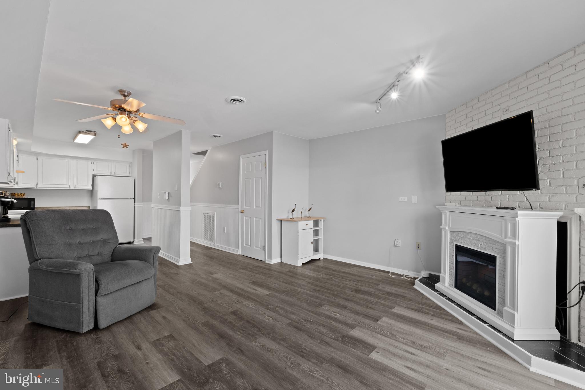2807 PLOVER DRIVE D 4