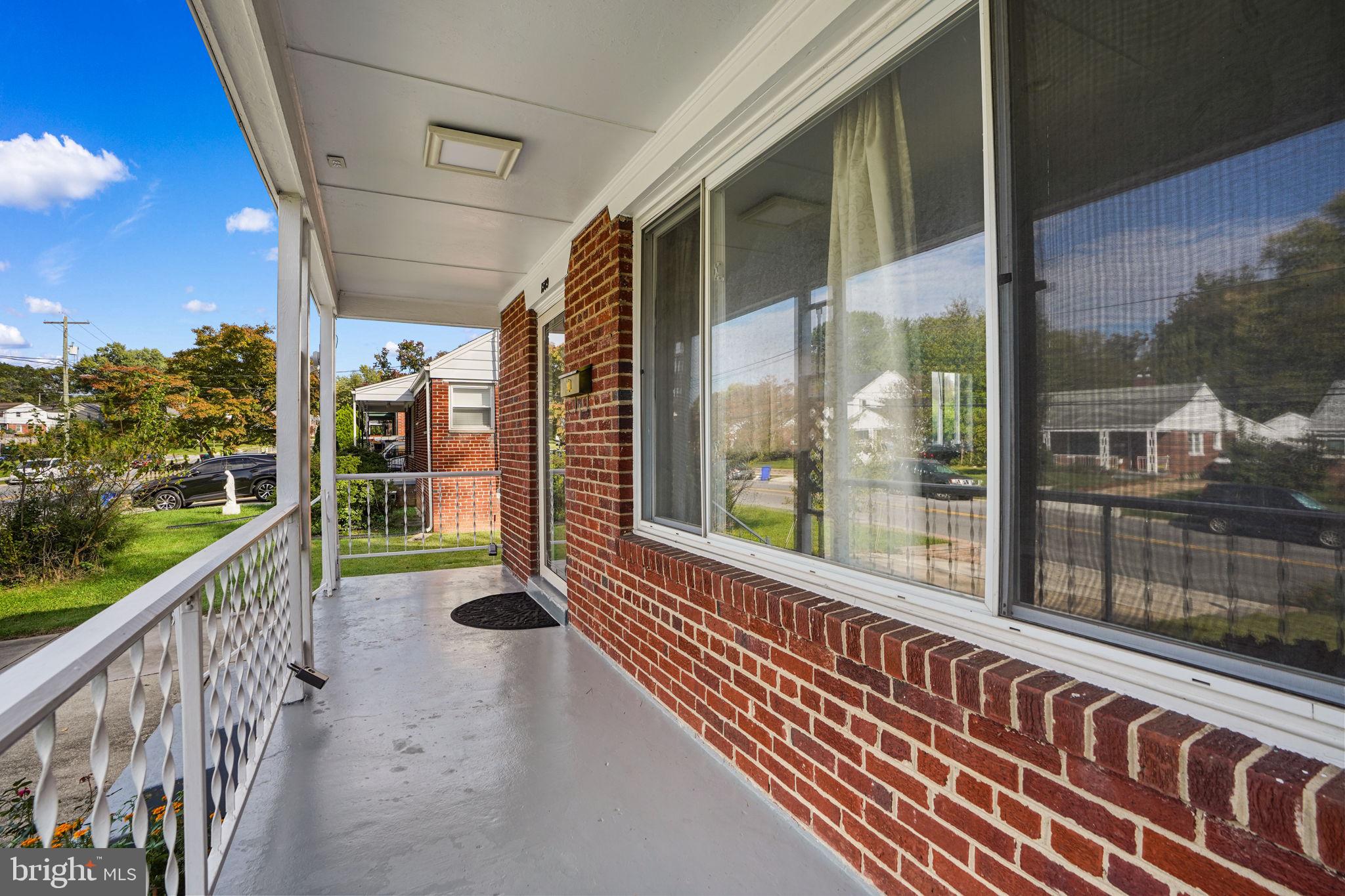 1509 OAKVIEW DRIVE