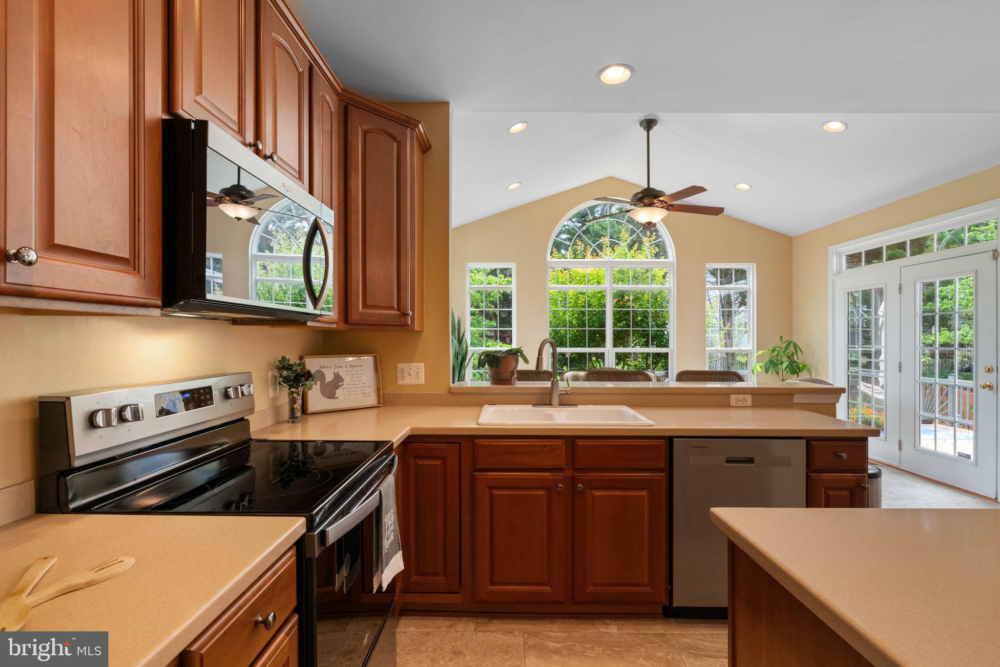 5425 BALLS BLUFF COURT