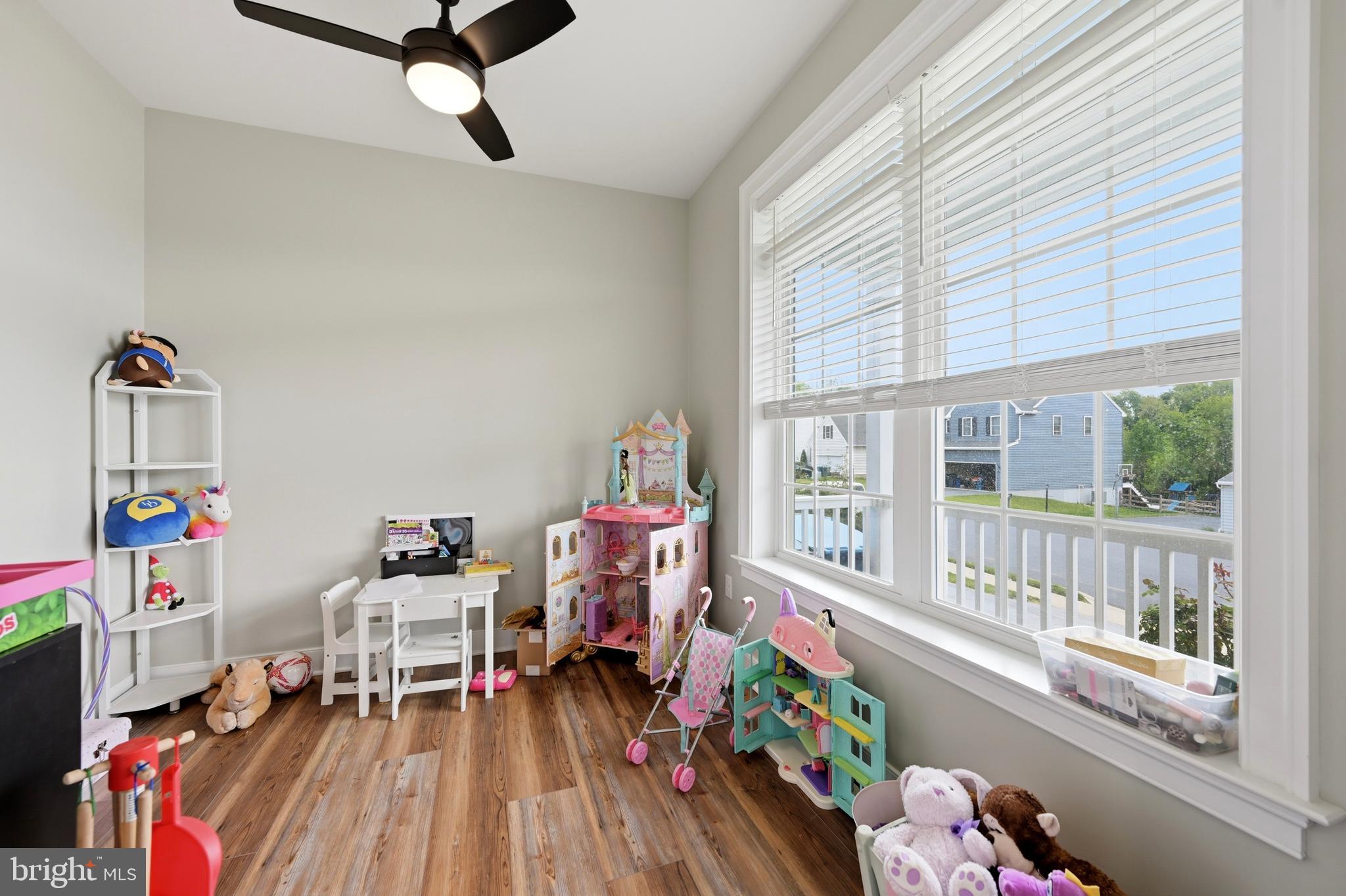 SYCAMORE CROSSING - Residential