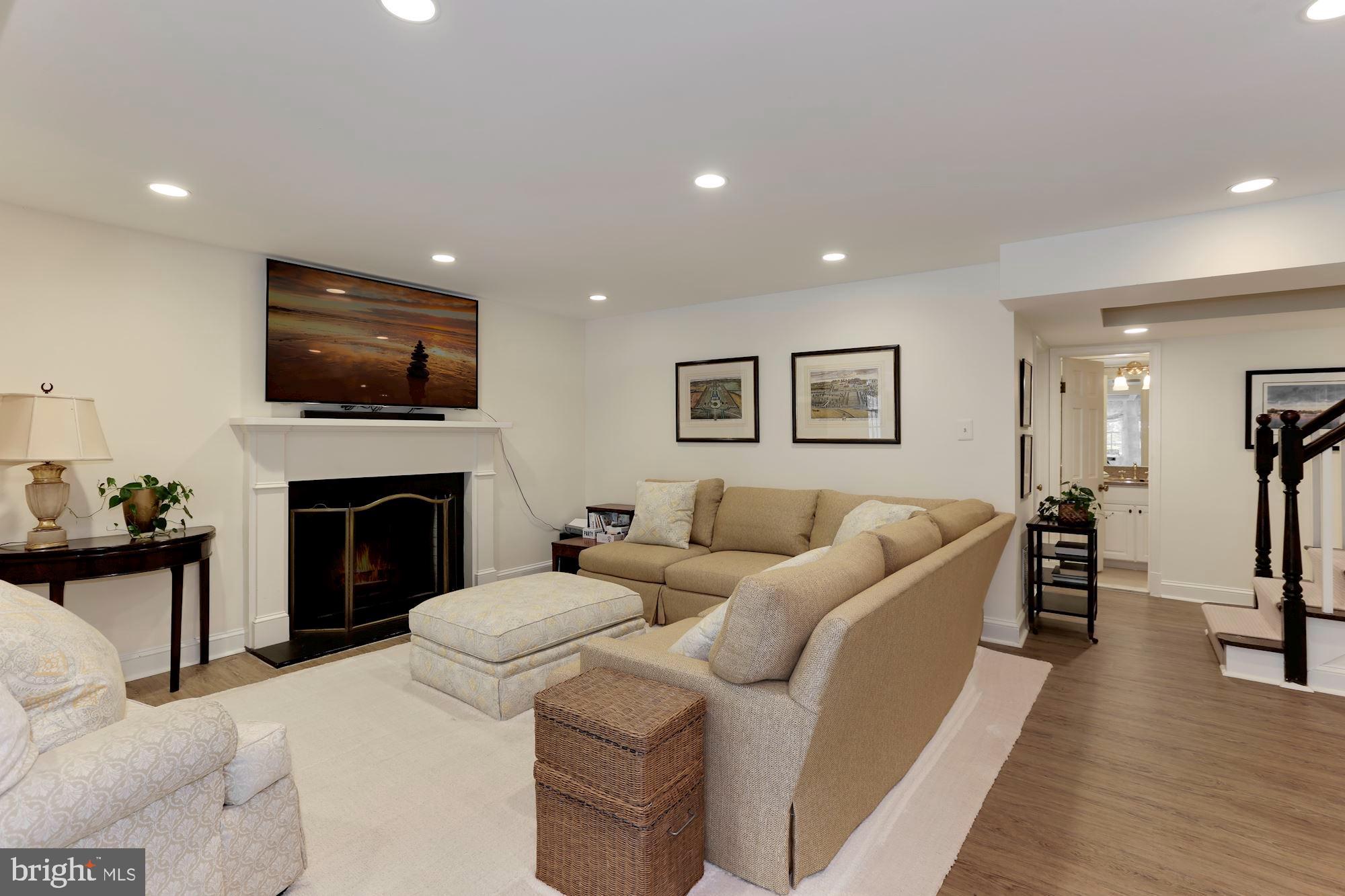 GREAT FALLS ESTATES - Residential