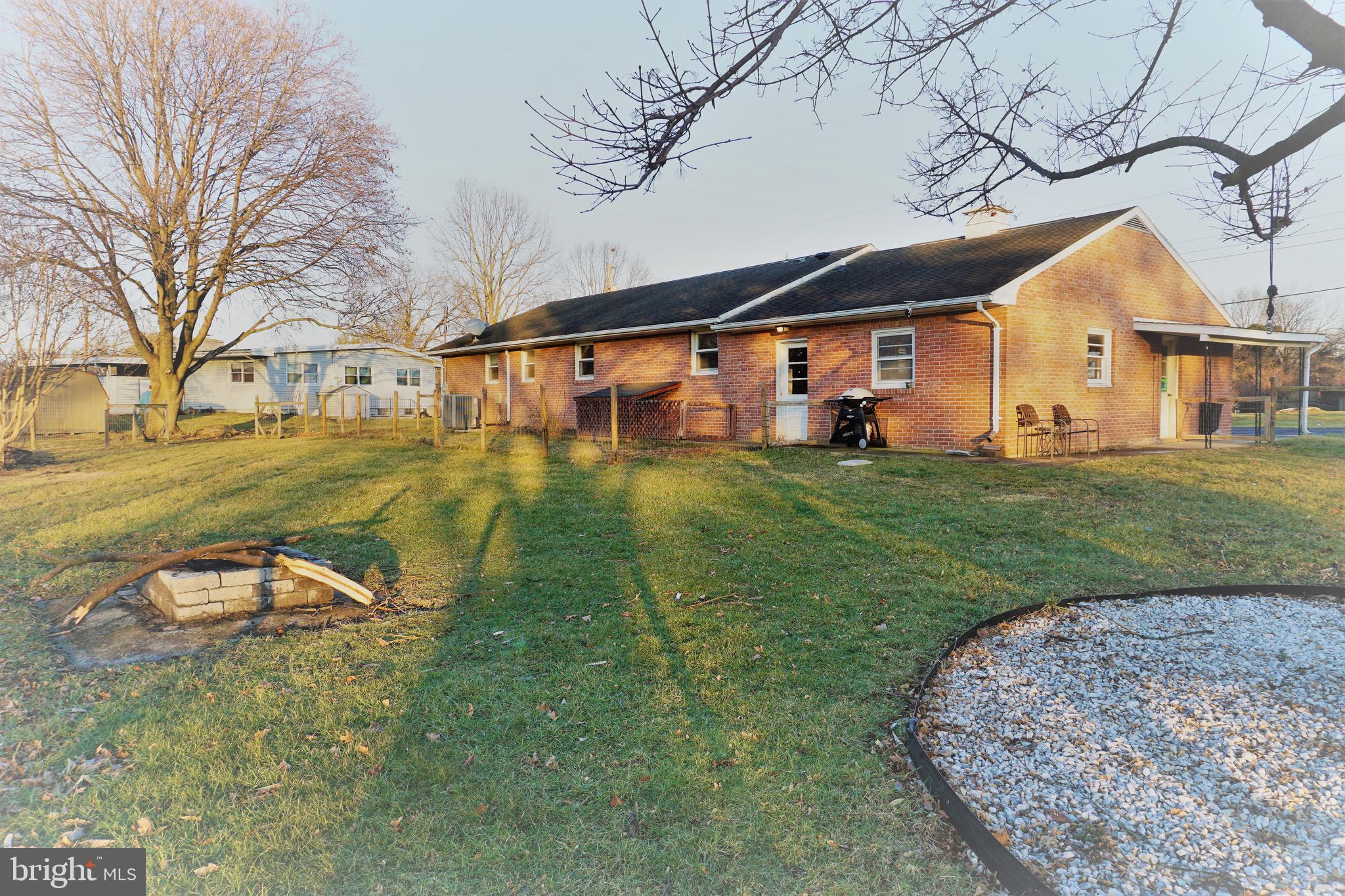 PIKEVIEW ACRES - Residential