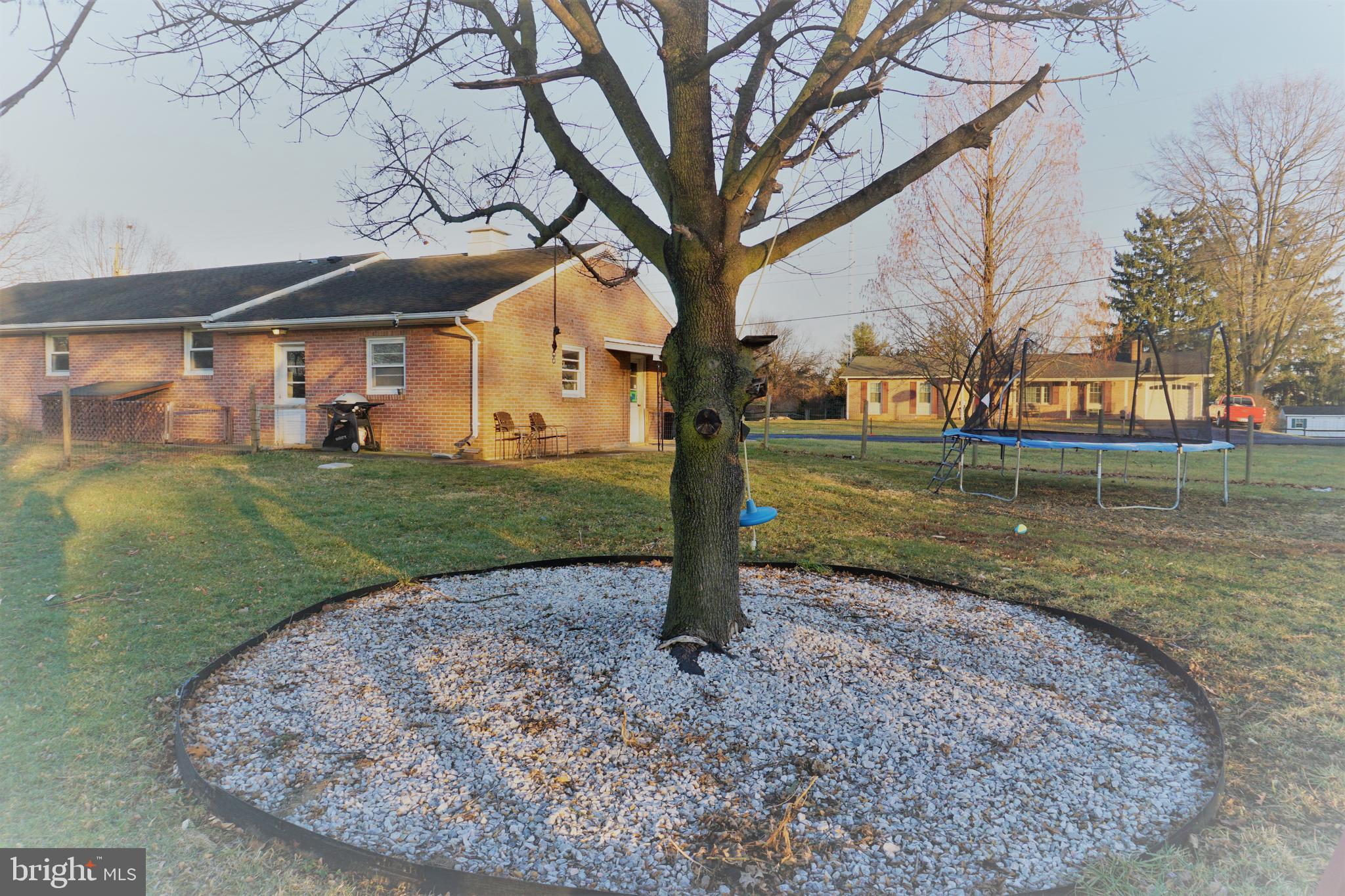 PIKEVIEW ACRES - Residential