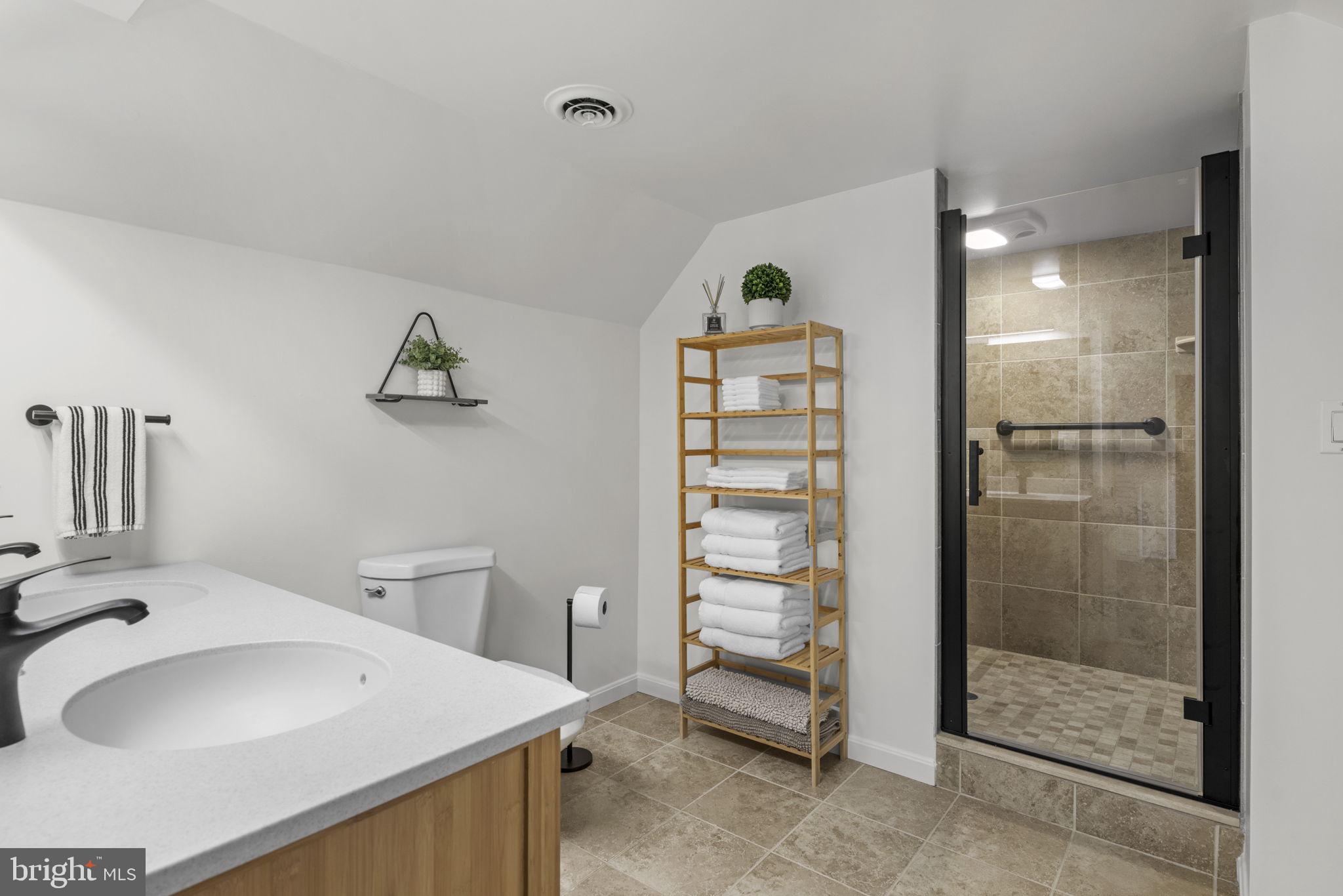 CHESAPEAKE OVERLOOK - Residential