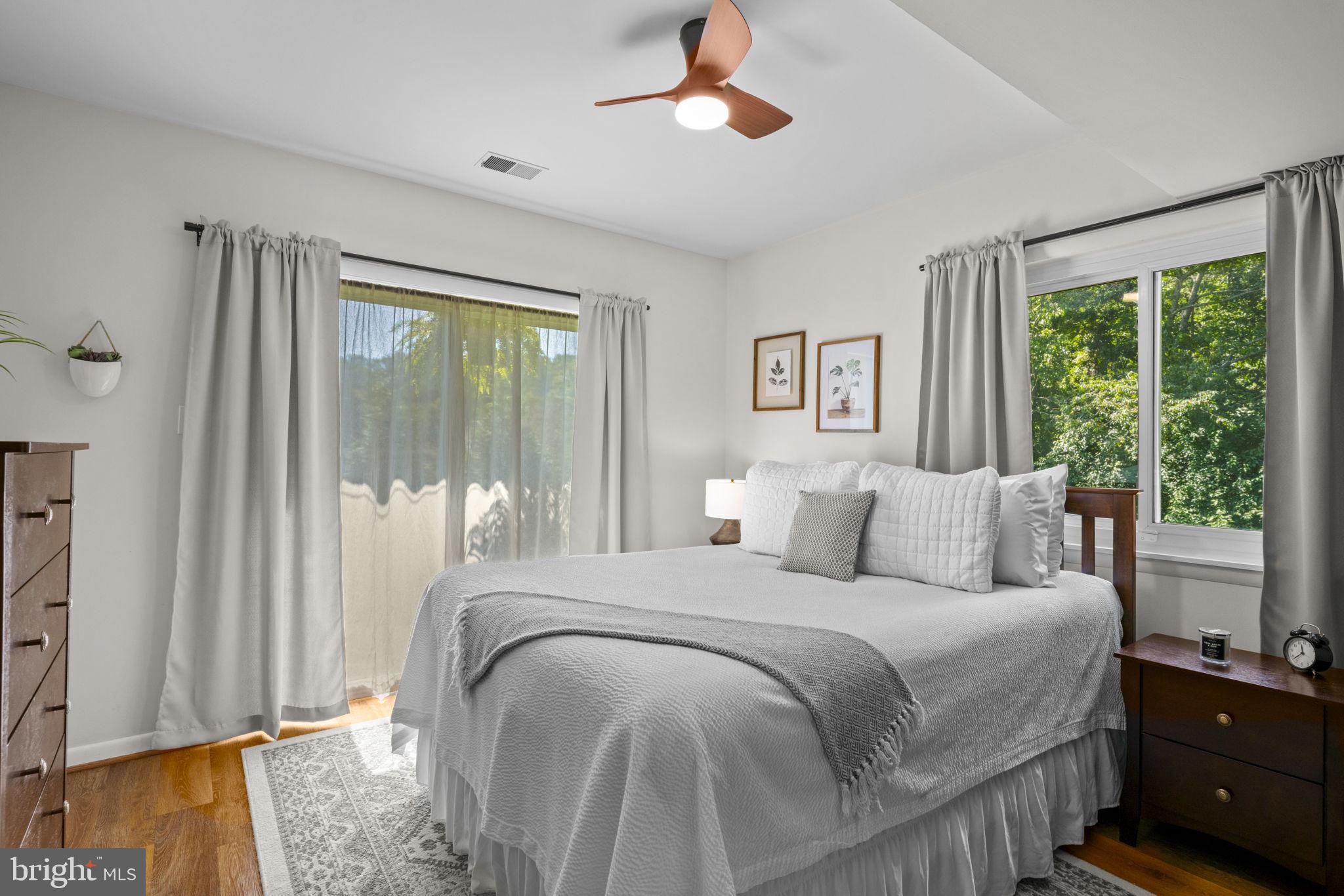 CHESAPEAKE OVERLOOK - Residential