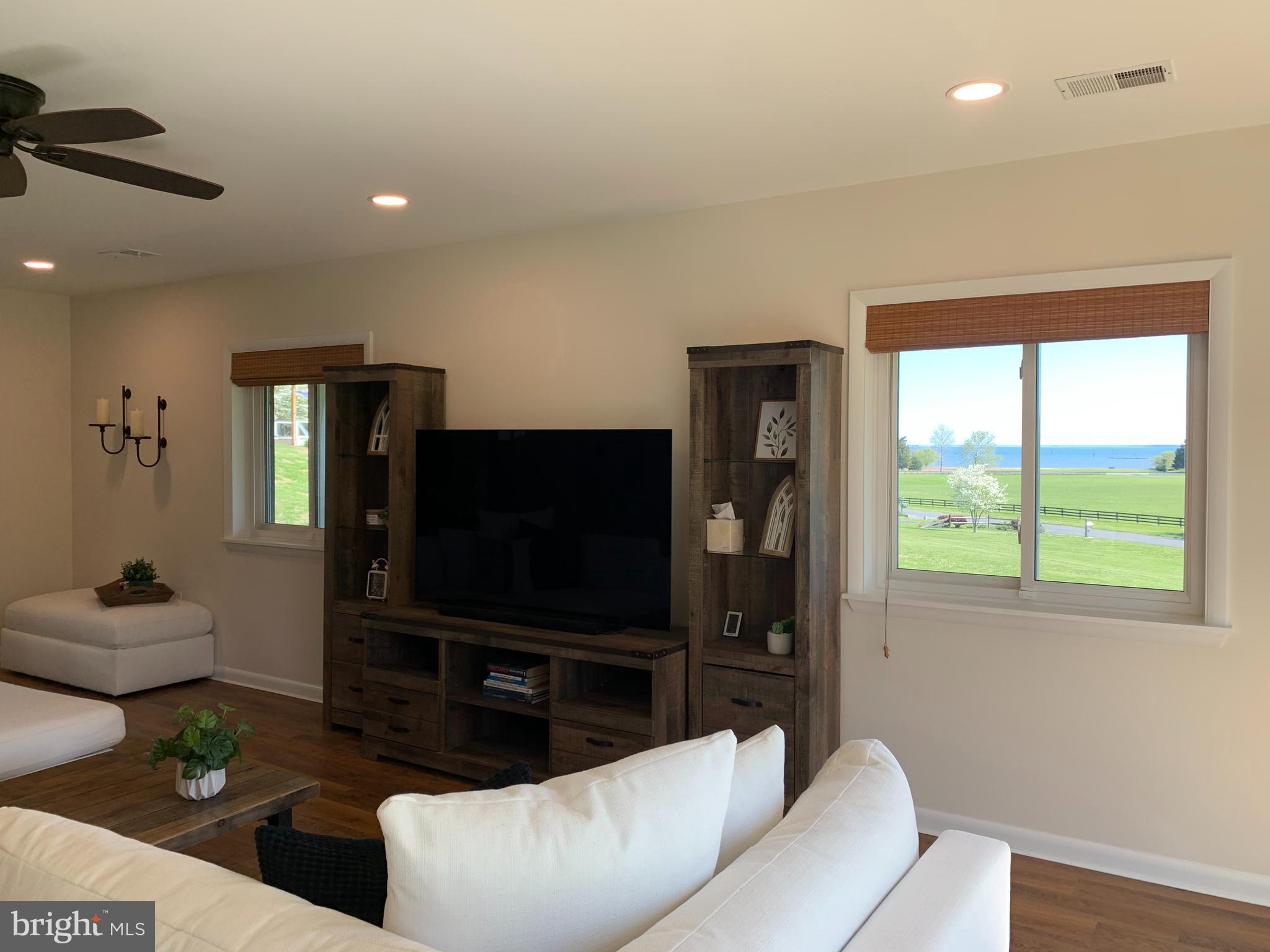 CHESAPEAKE OVERLOOK - Residential