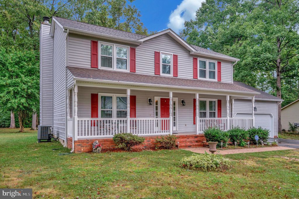 Photo of 5221 Mcmanus Drive, FREDERICKSBURG, VA 22407 (MLS # VASP2035902)