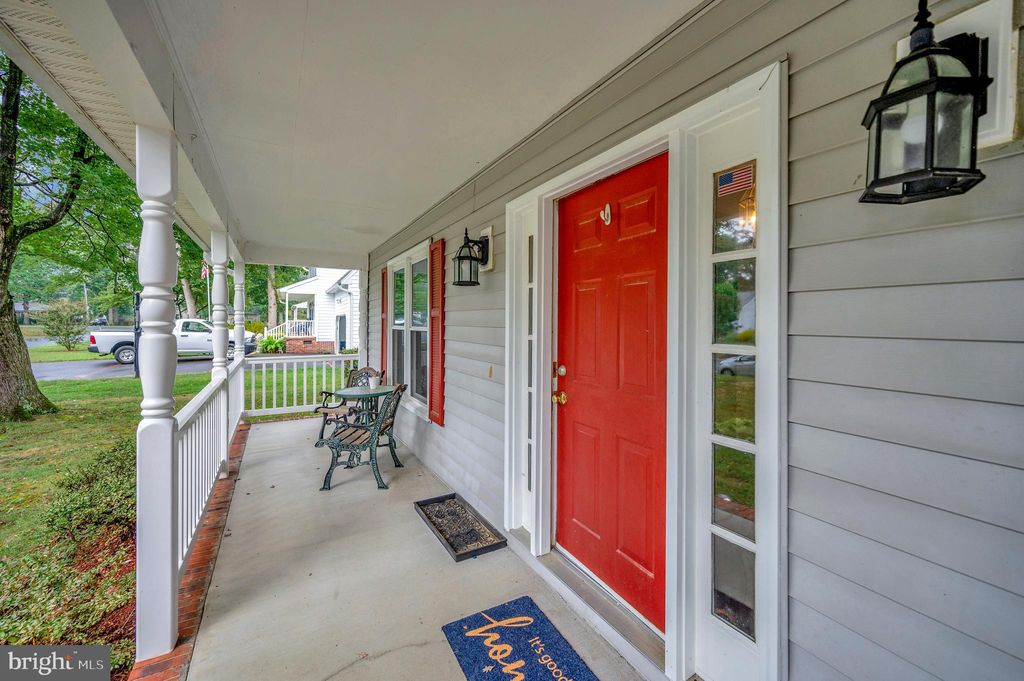 Photo of 5221 Mcmanus Drive, FREDERICKSBURG, VA 22407 (MLS # VASP2035902)