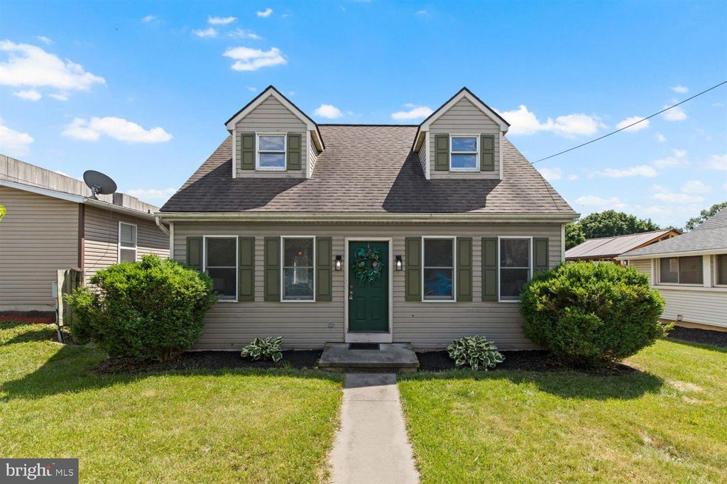 Photo of 708 Wood Street, Mount Joy, PA 17552 (MLS # PALA2052220)