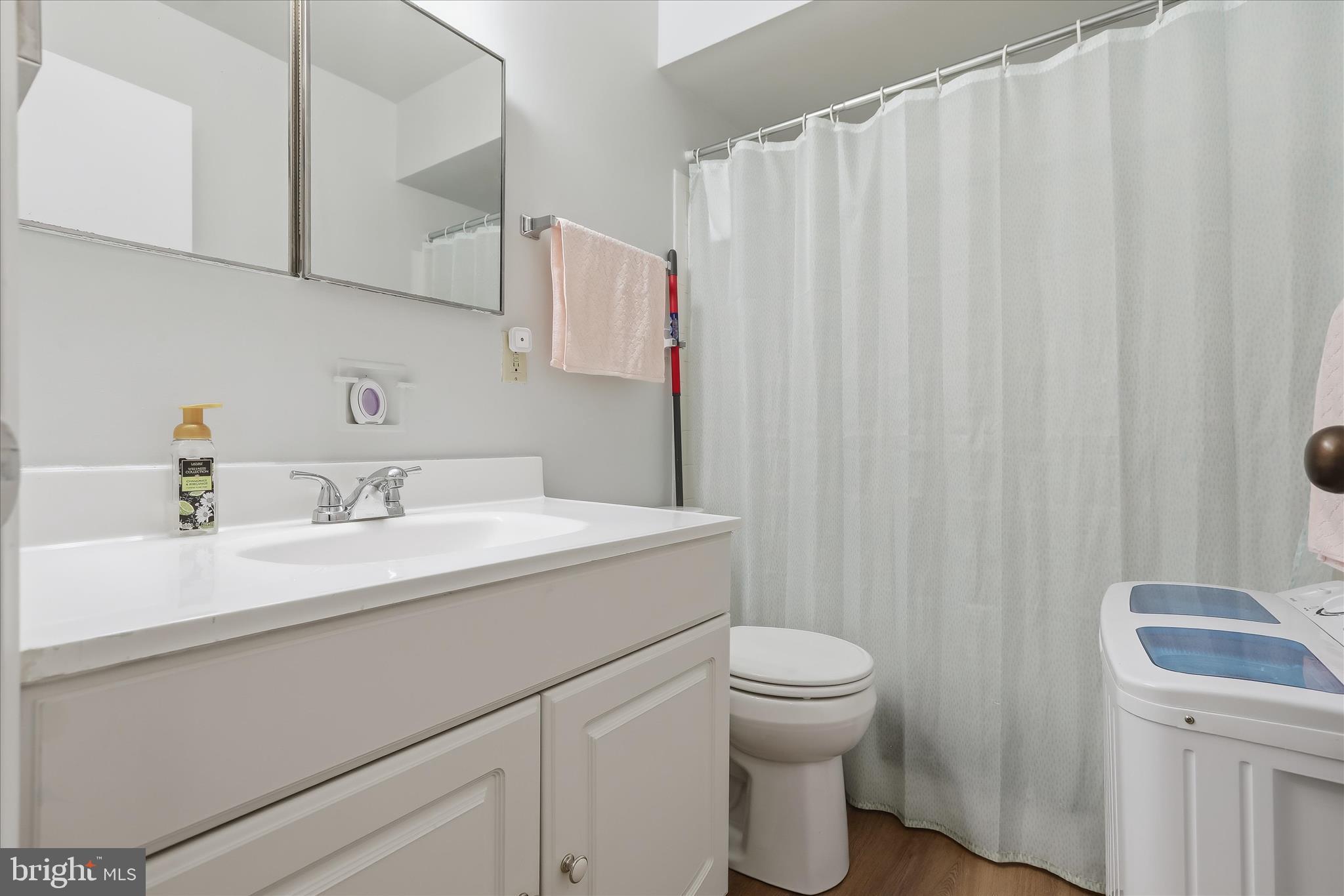 VILLAGES OF HOMELAND - Residential