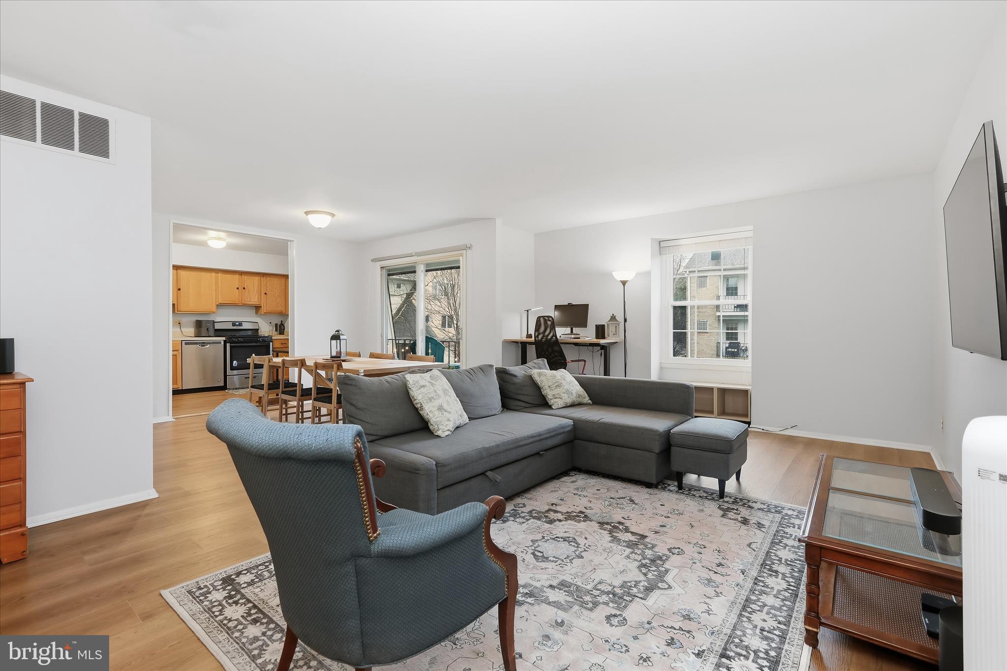 VILLAGES OF HOMELAND - Residential