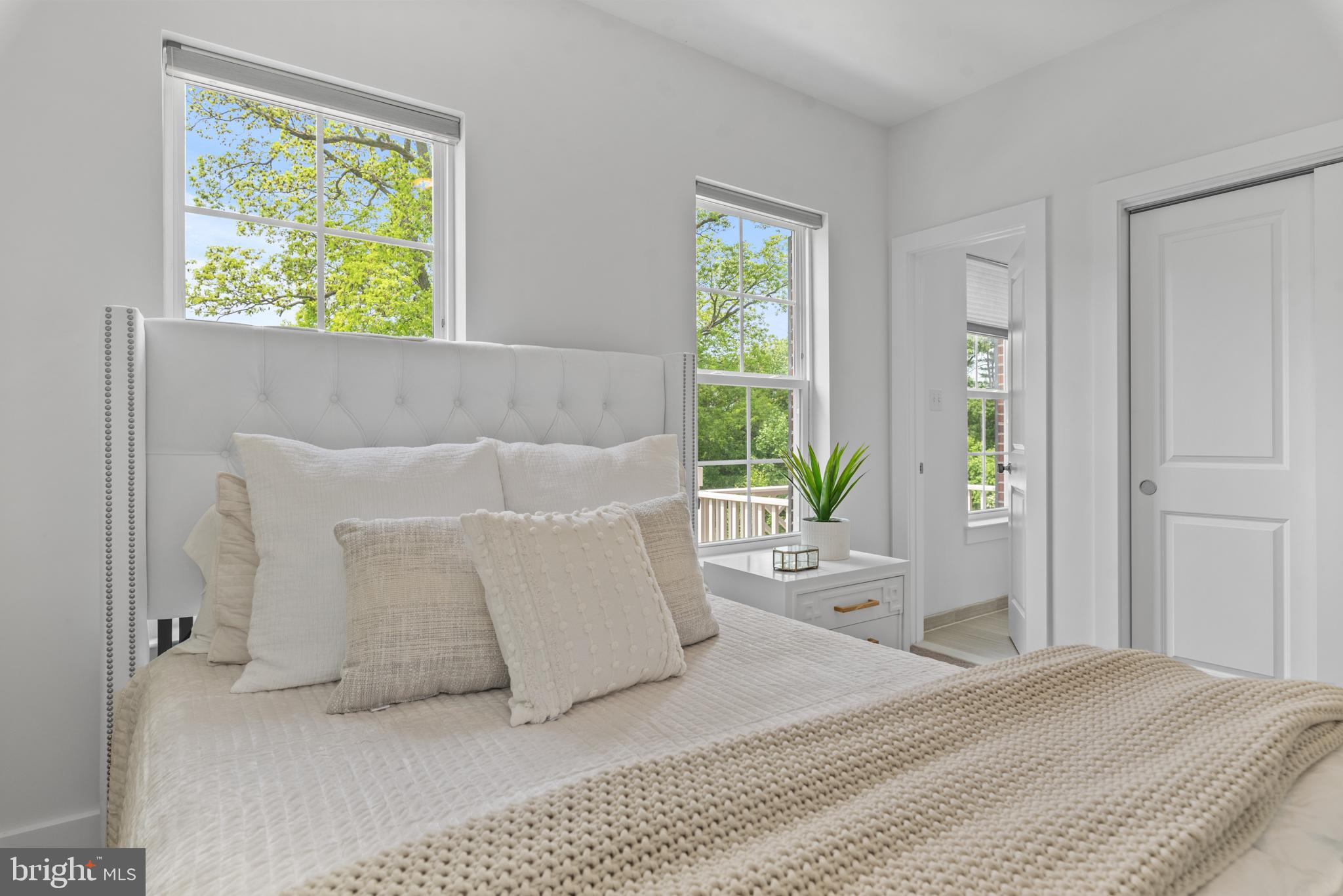 PRIMROSE HILL - Residential
