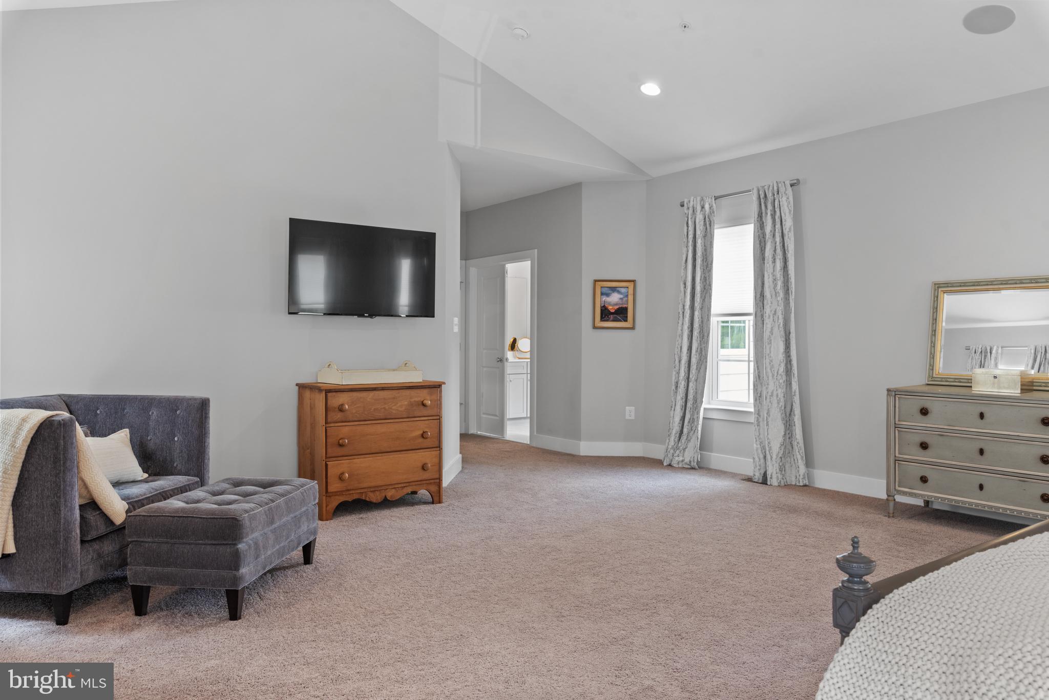 PRIMROSE HILL - Residential