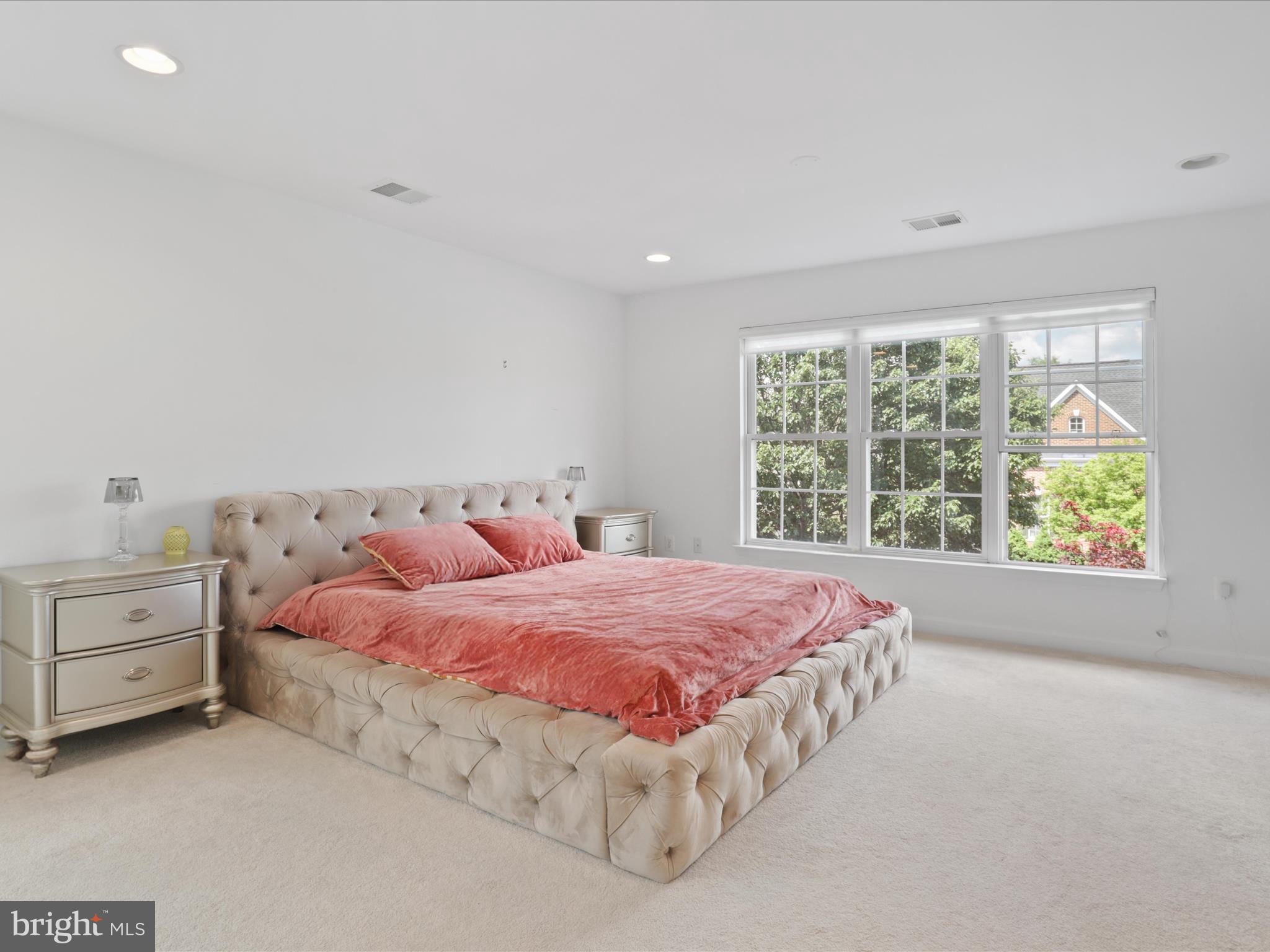 SOUTH VILLAGE - Residential