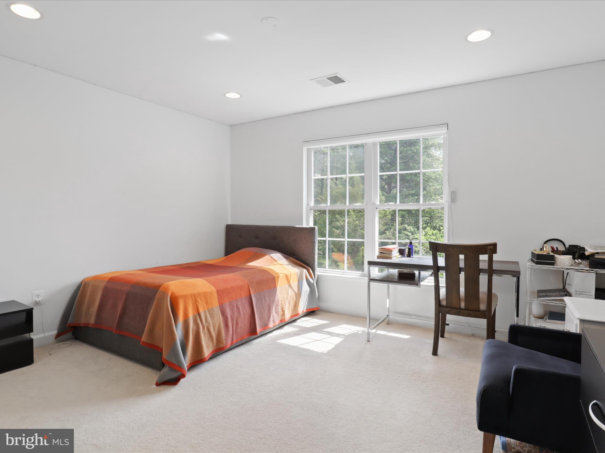 SOUTH VILLAGE - Residential