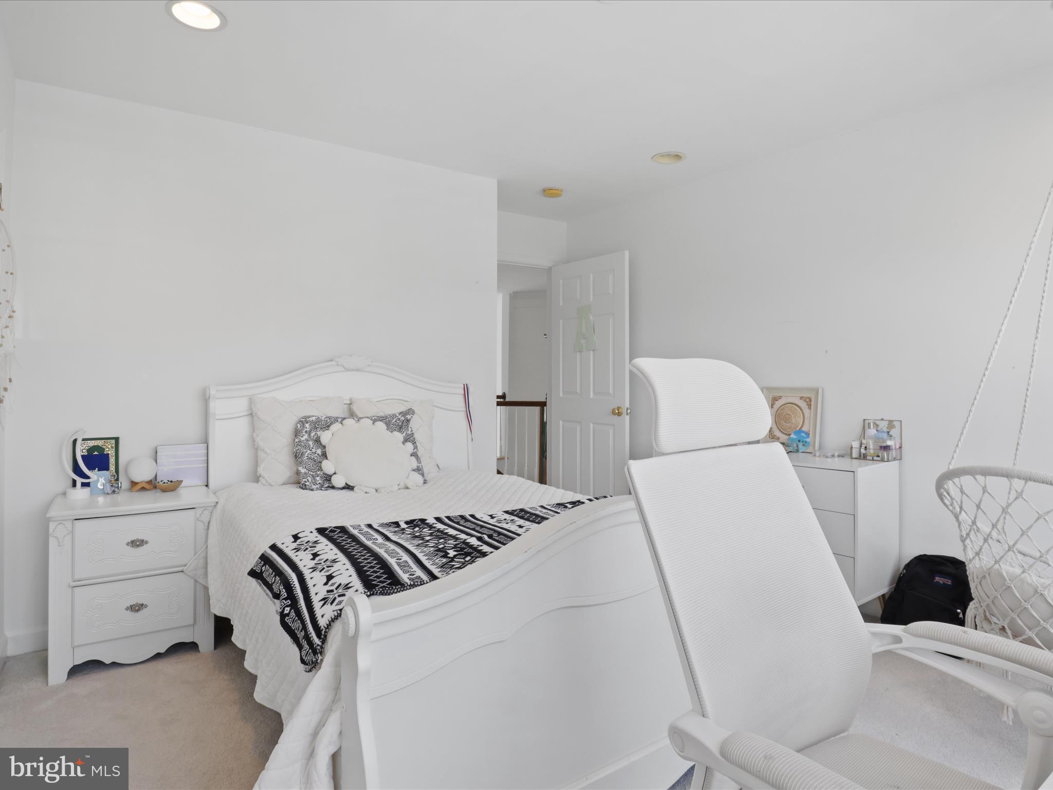 SOUTH VILLAGE - Residential