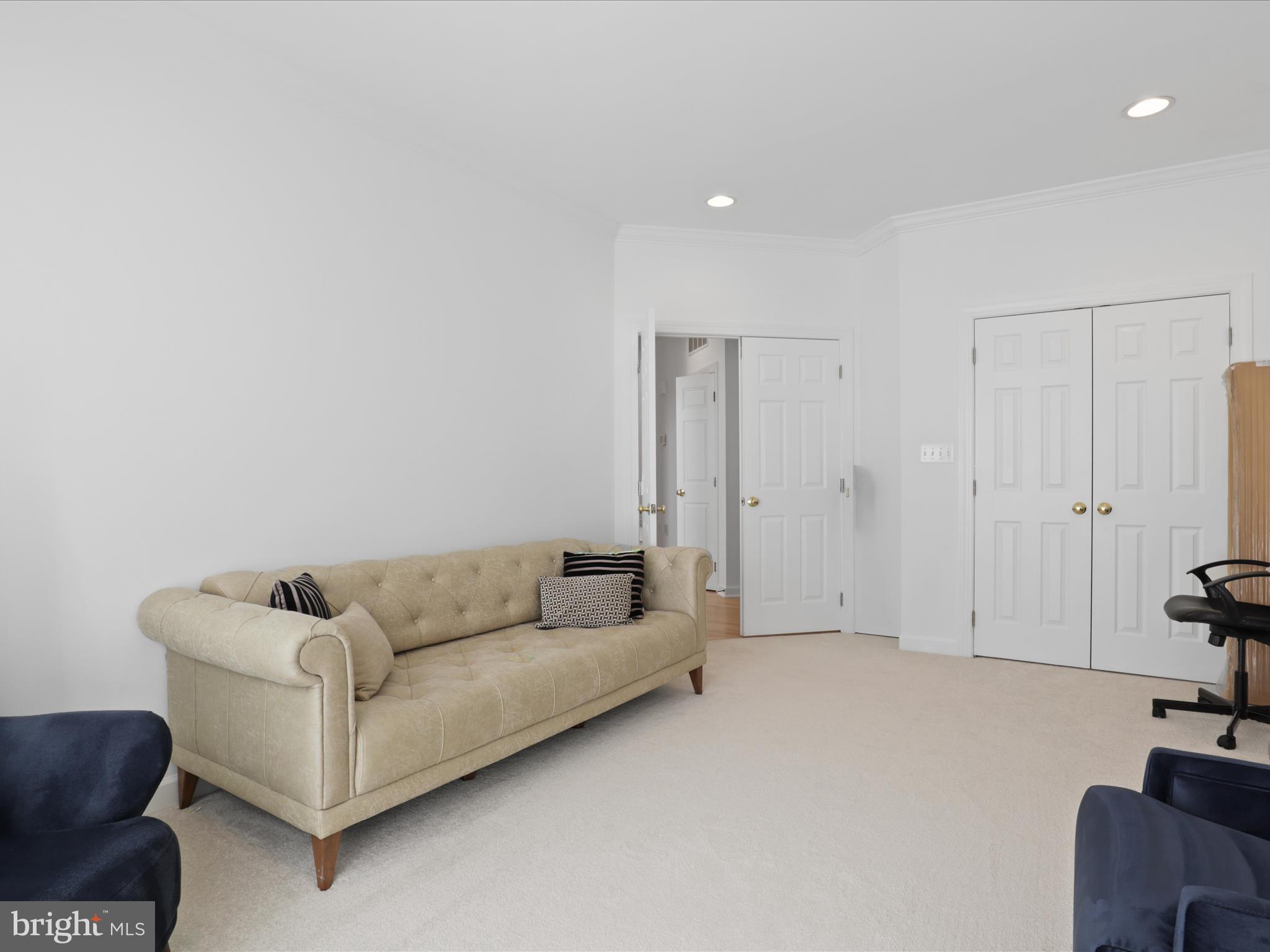 SOUTH VILLAGE - Residential