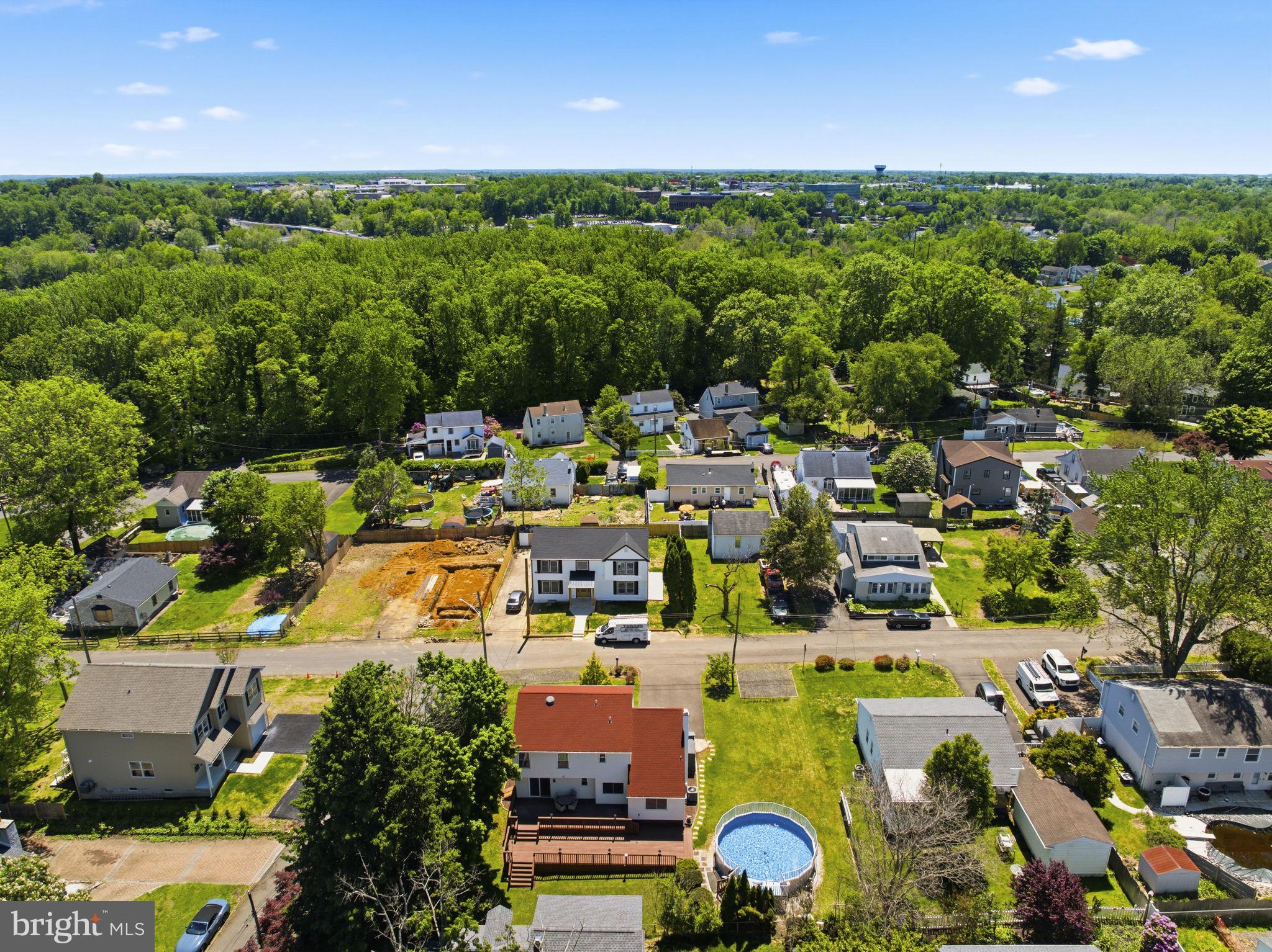 NESHAMINY FALLS - Residential