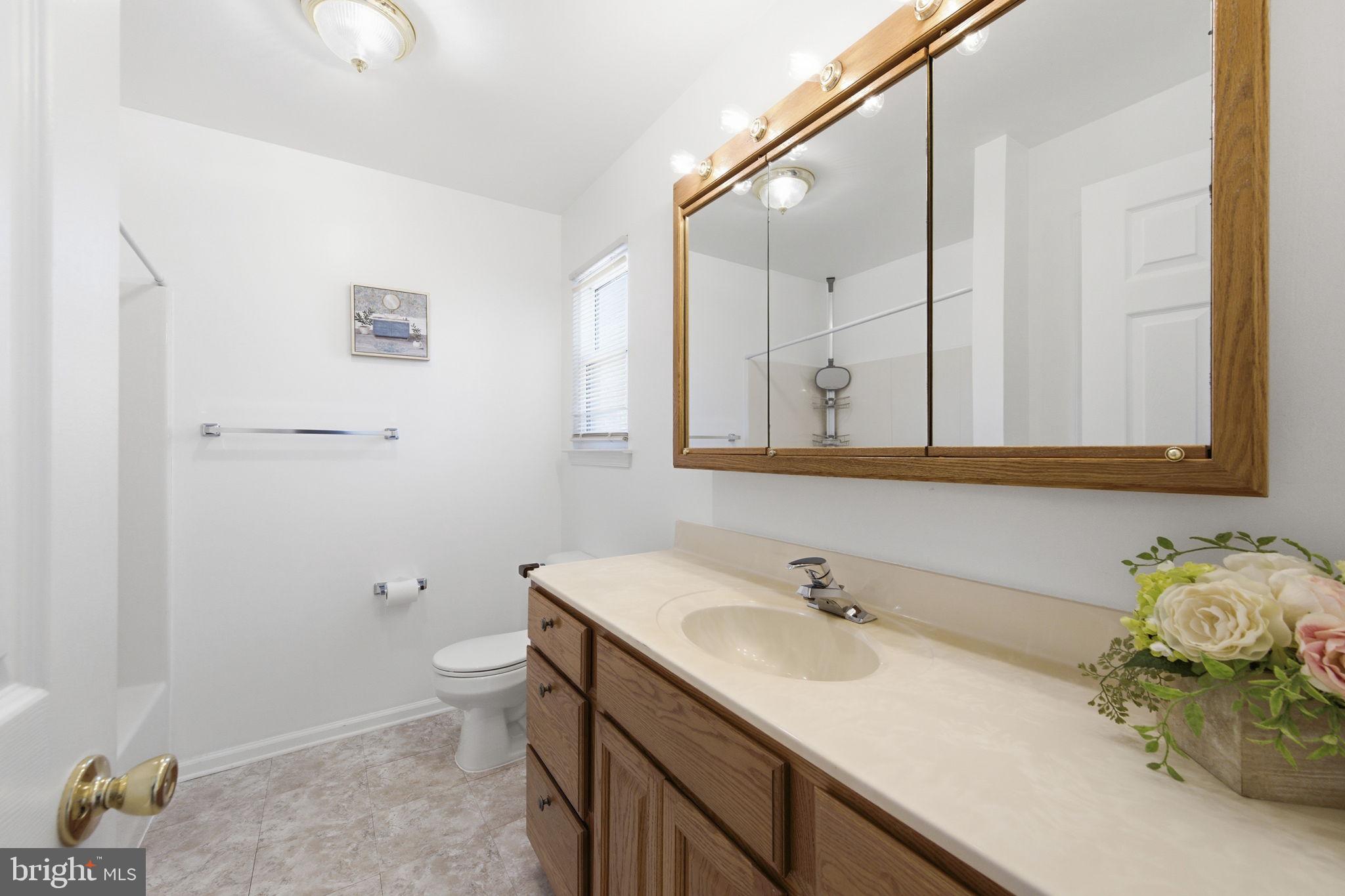 NESHAMINY FALLS - Residential