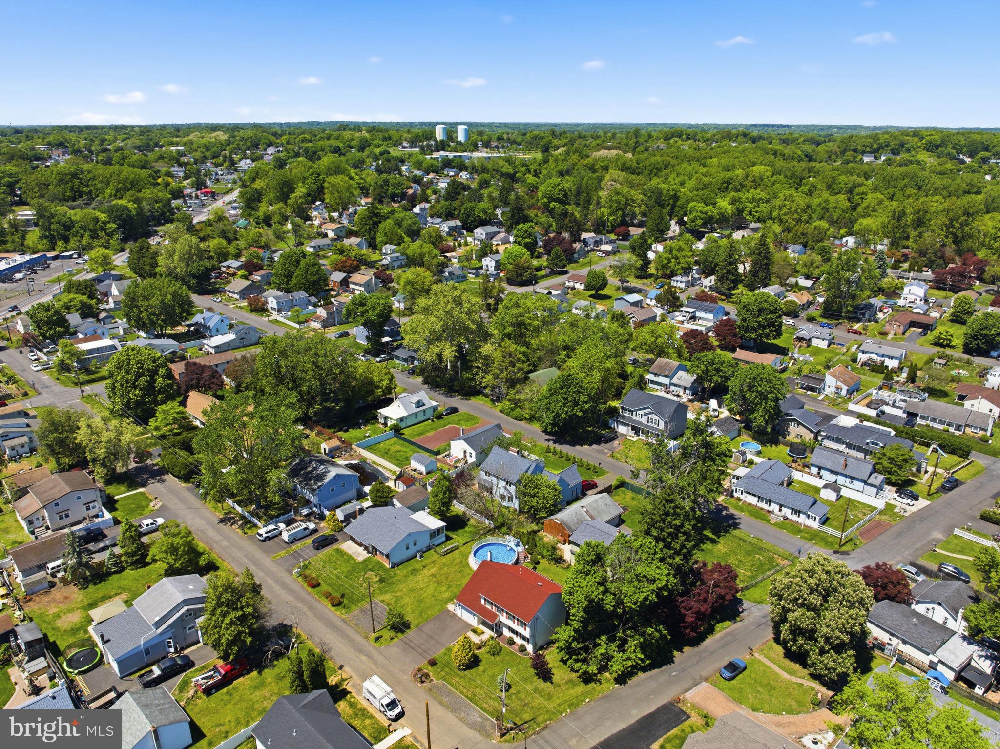 NESHAMINY FALLS - Residential