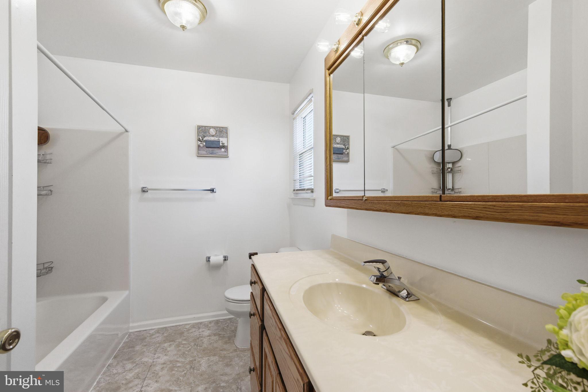 NESHAMINY FALLS - Residential