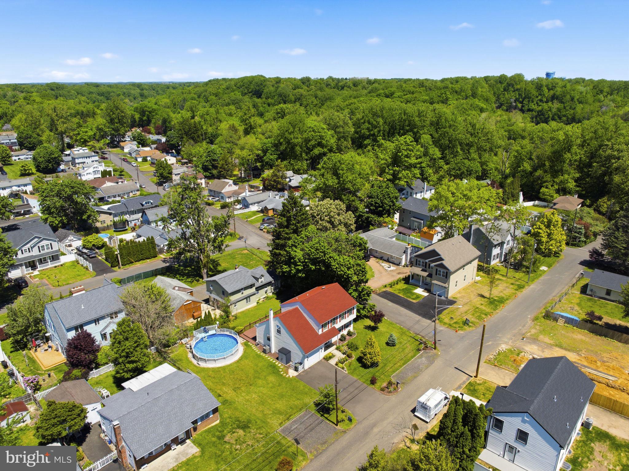 NESHAMINY FALLS - Residential