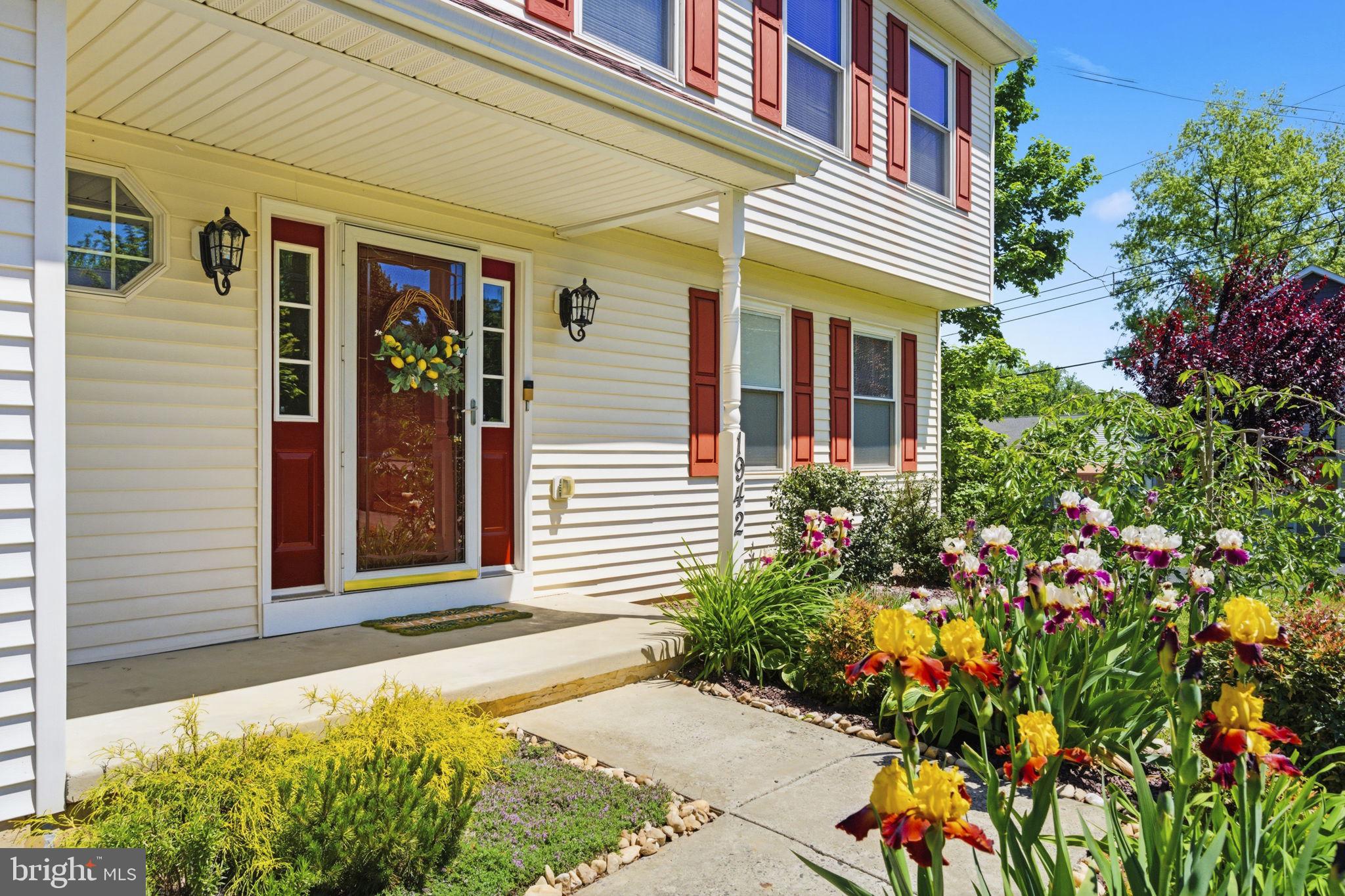 NESHAMINY FALLS - Residential