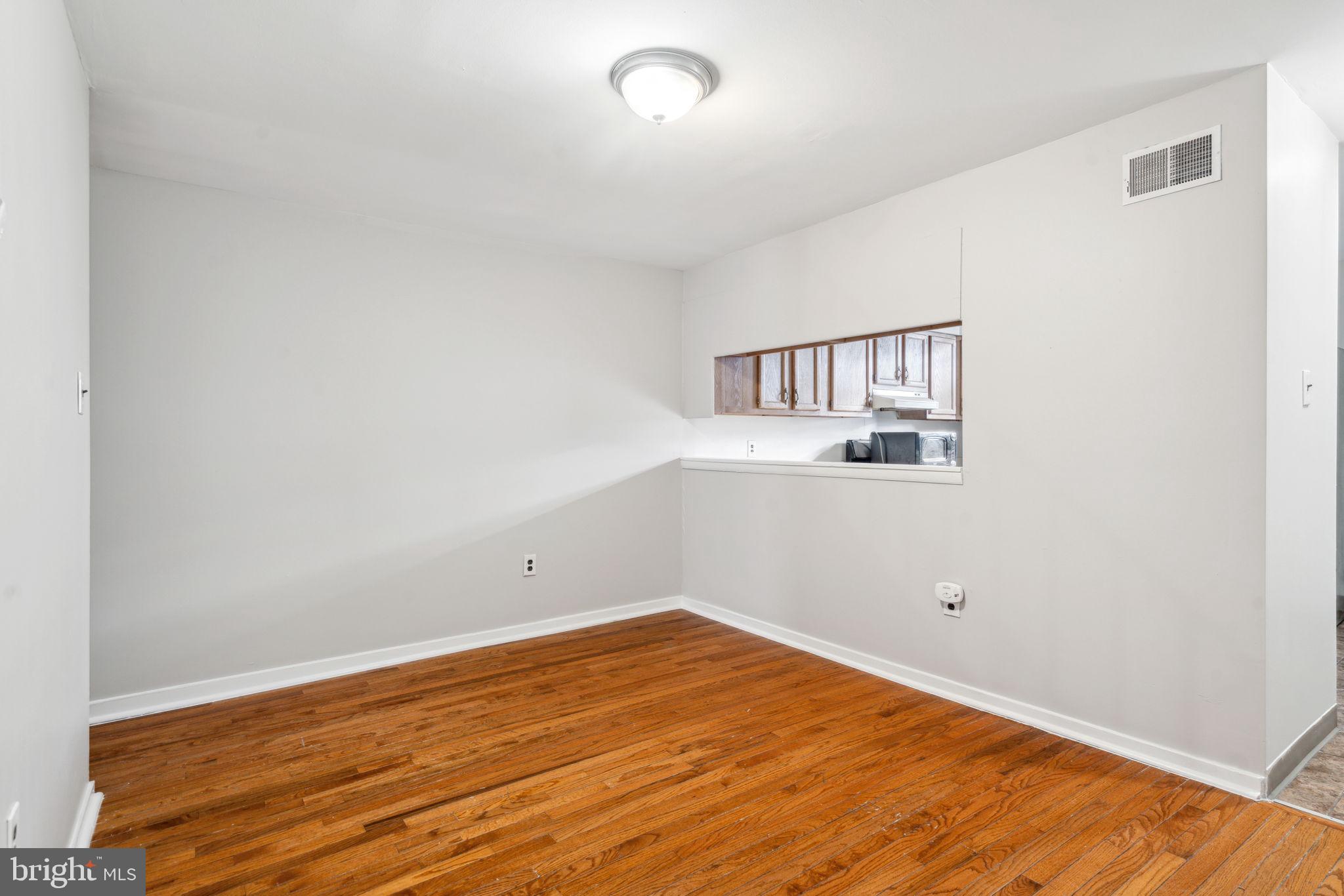 GRADUATE HOSPITAL - Residential Lease