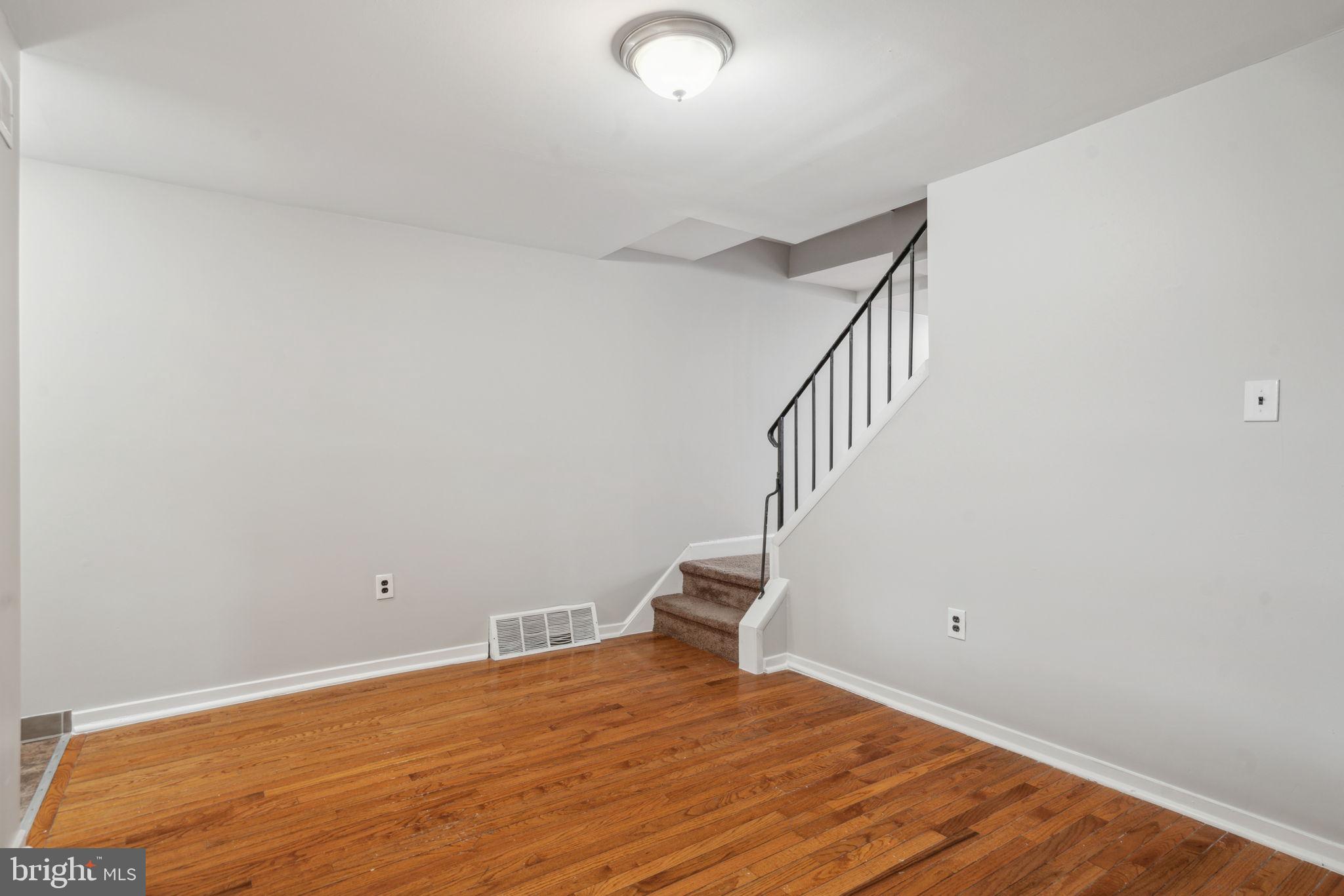 GRADUATE HOSPITAL - Residential Lease